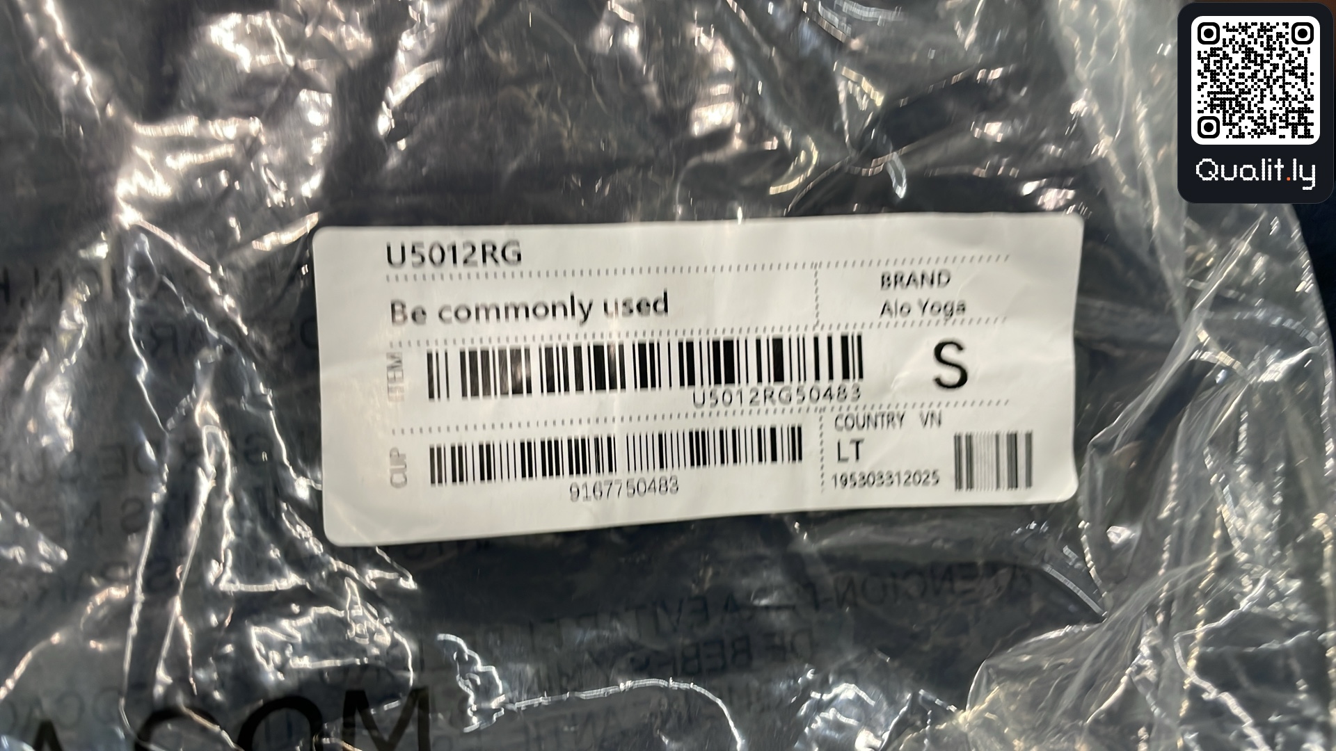 Hoodie QC photo 1 of 8