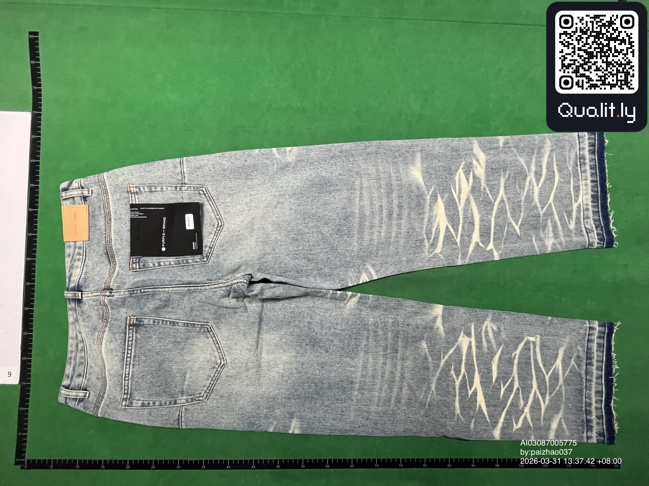 Jeansy — zdjęcie QC 2 z 42