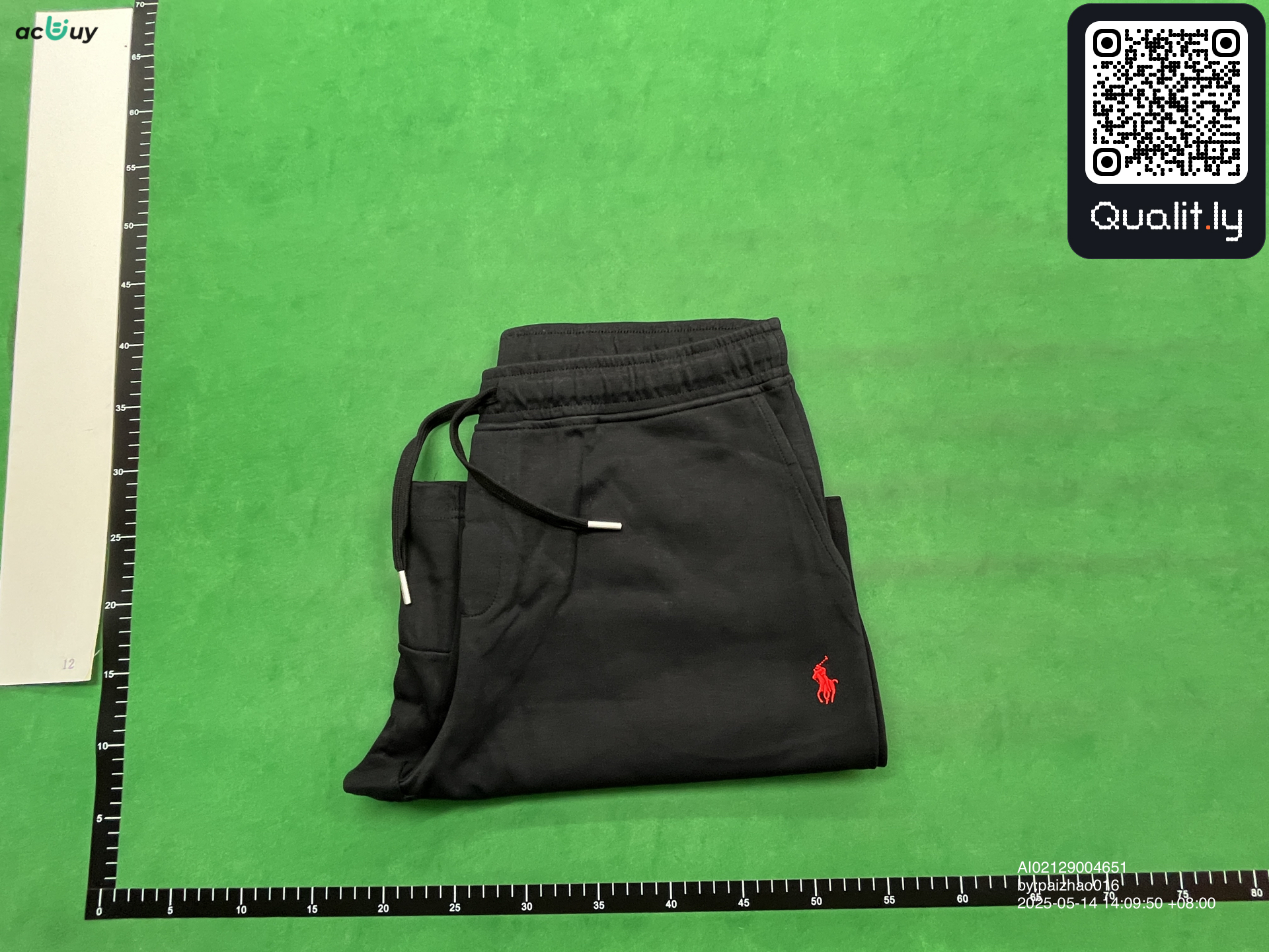 Pantalón corto — foto QC 1 de 28