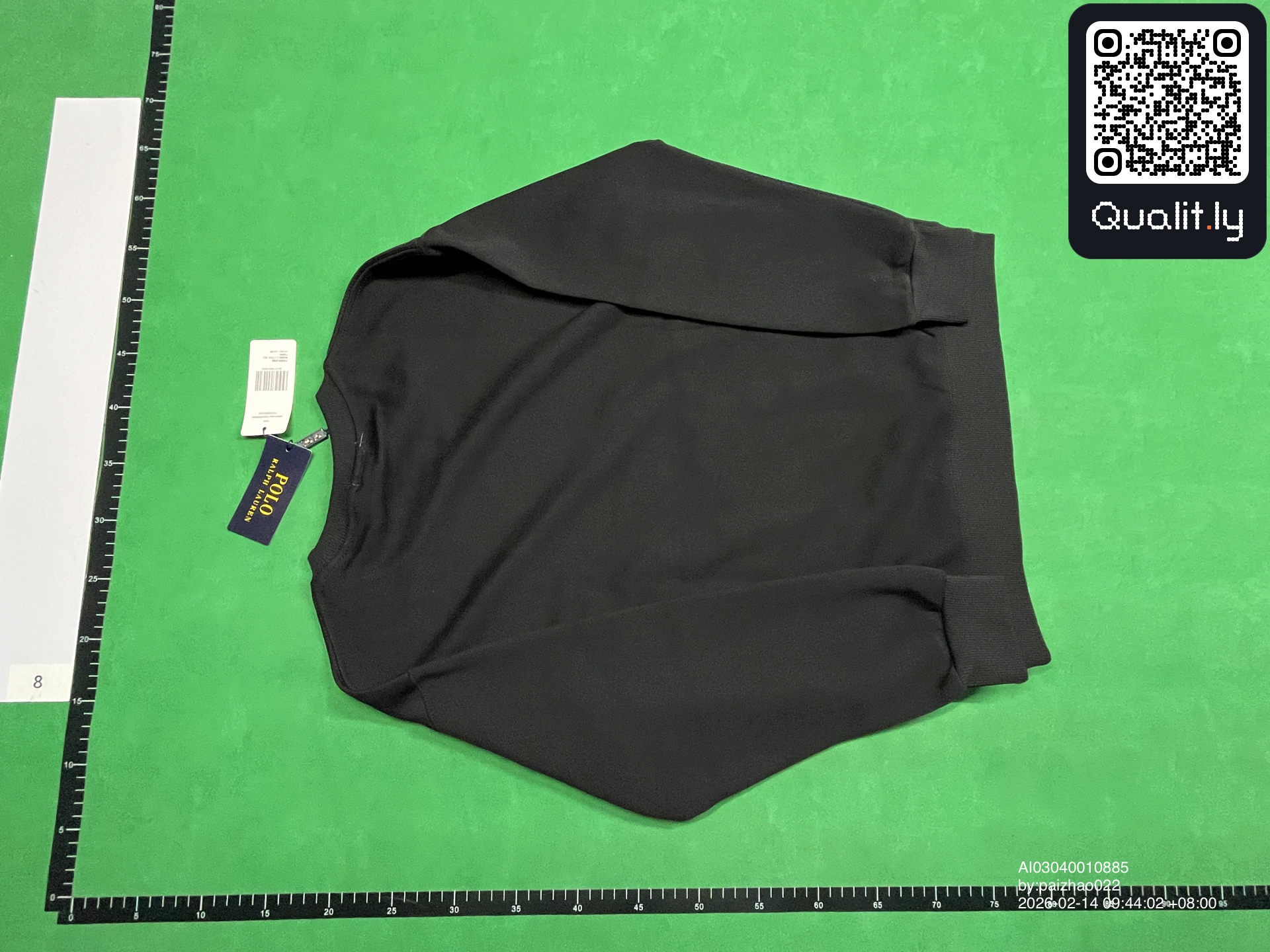 Sweatshirt QC photo 2 of 42