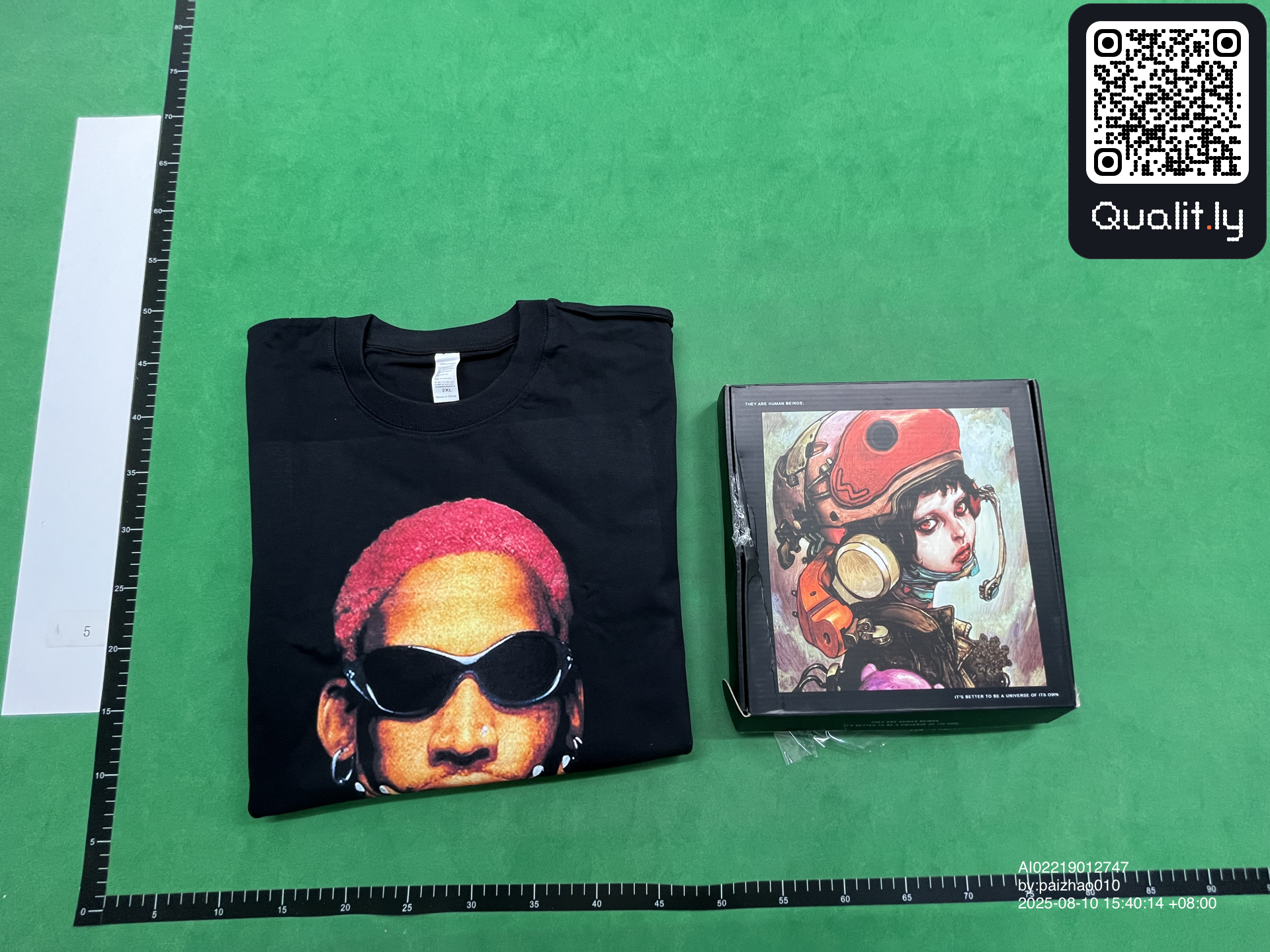 T-shirt QC photo 1 of 36