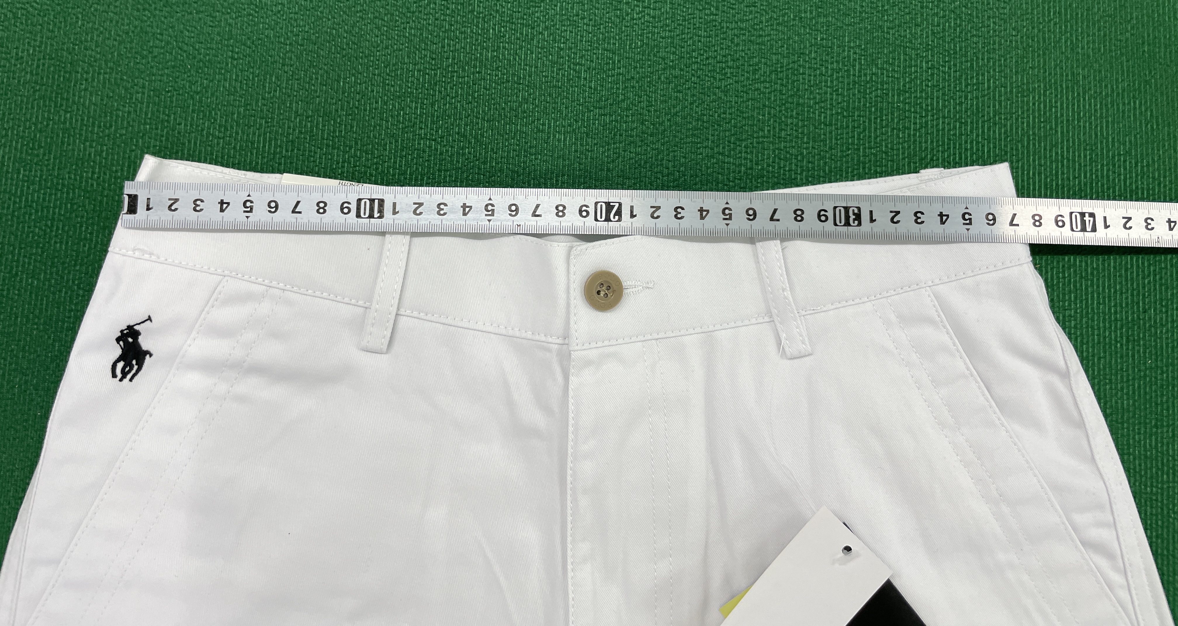 Shorts QC photo 2 of 104