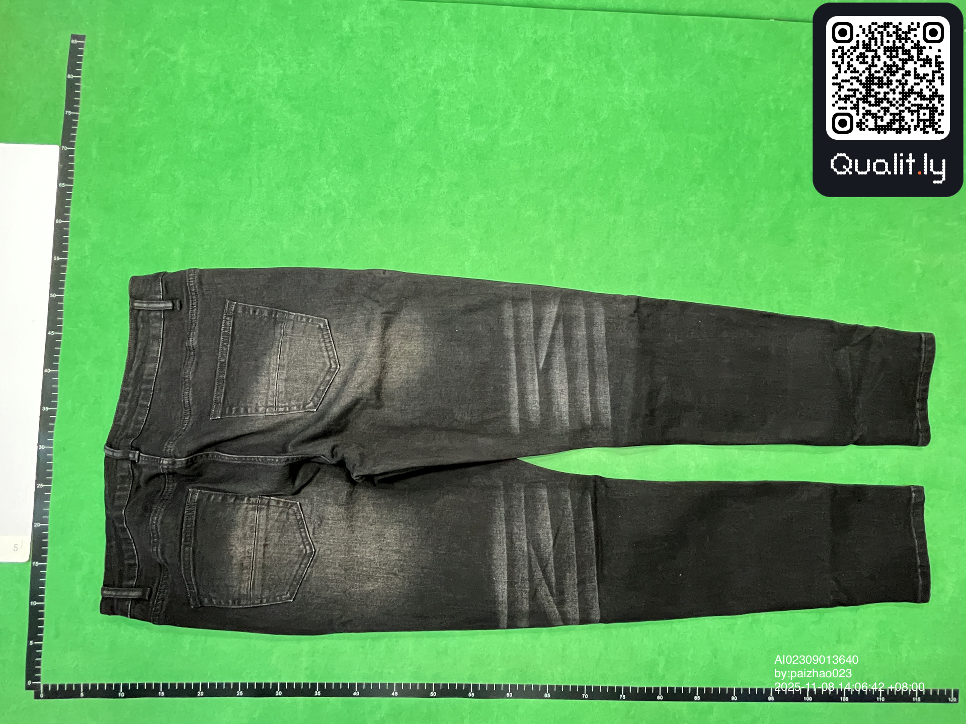 Jeans — QC-Foto 2 von 4