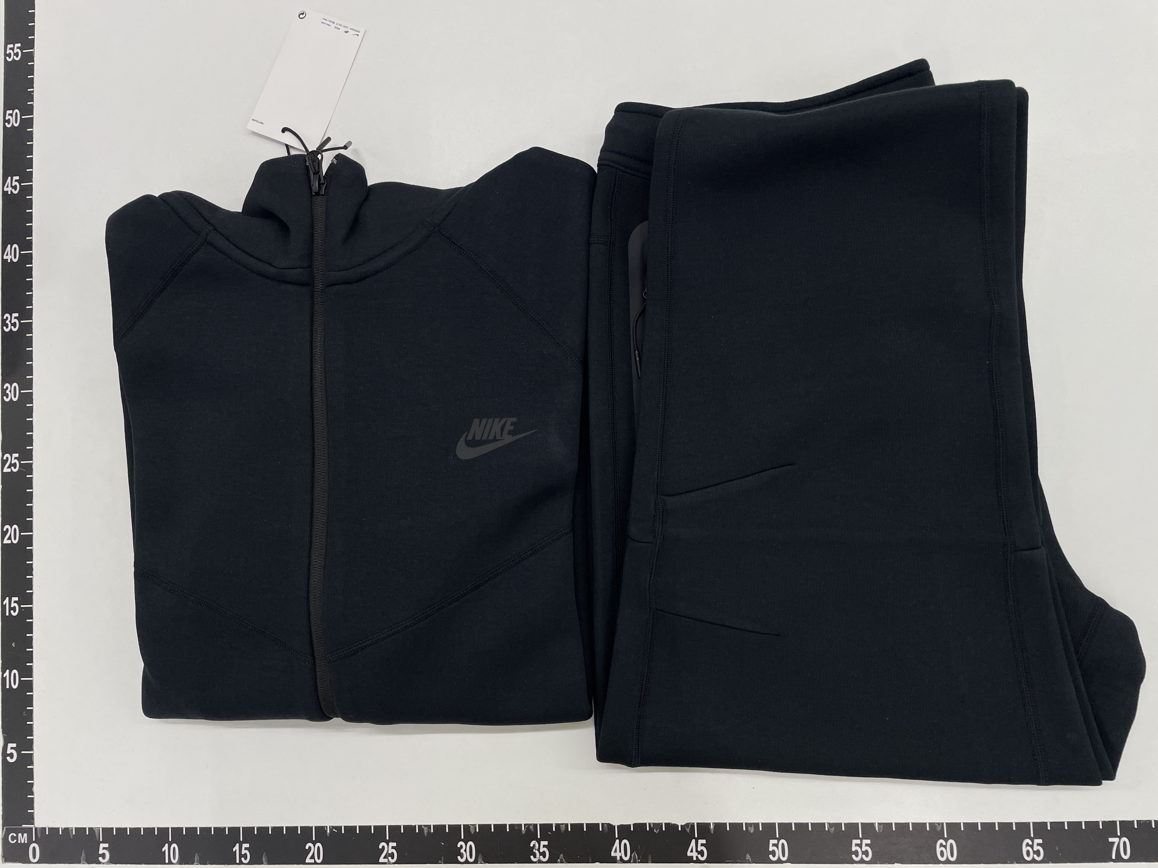 Hoodie QC photo 1 of 60