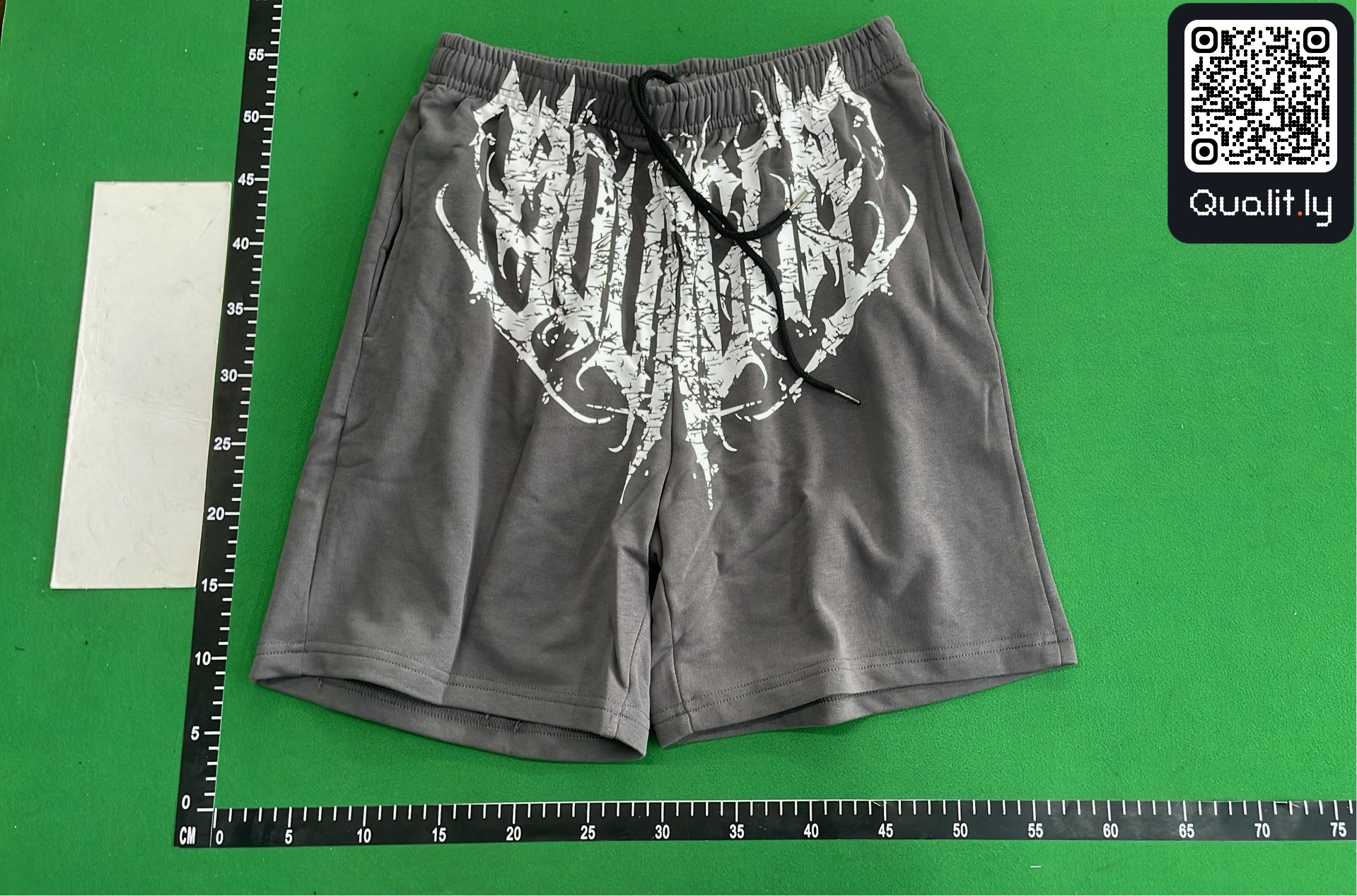 Pantalón corto — foto QC 2 de 4