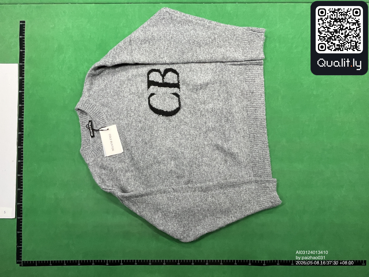 Sweater QC photo 1 of 114
