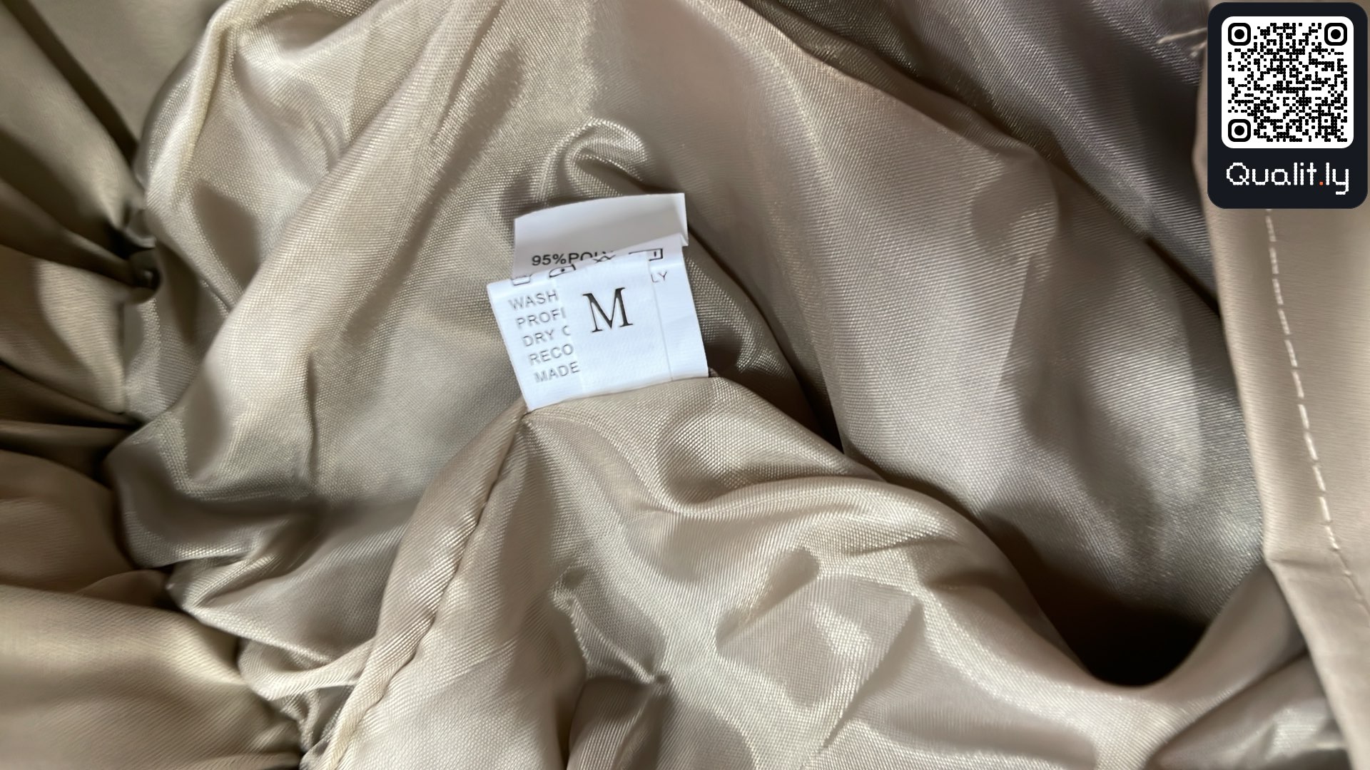 Veste — photo QC 1 sur 4