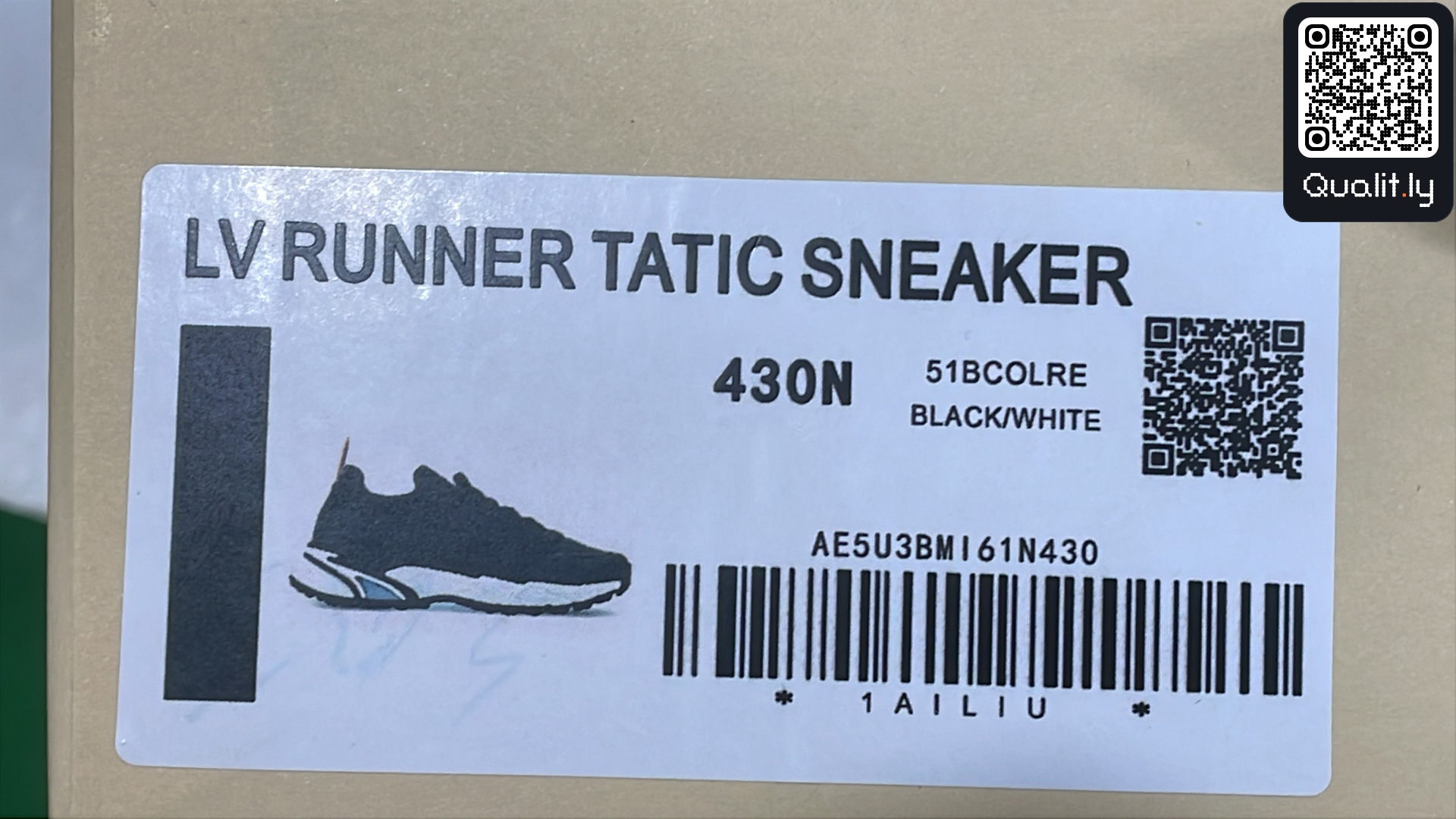 Sneakers — QC-foto 2 van 36