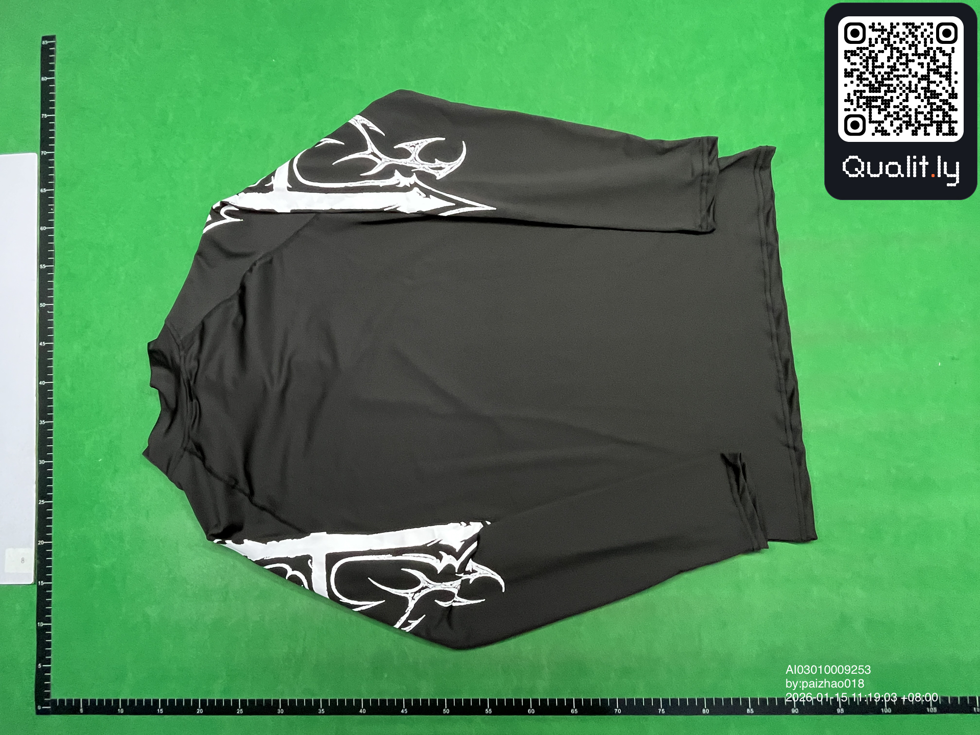 T-shirt — QC-foto 2 av 4