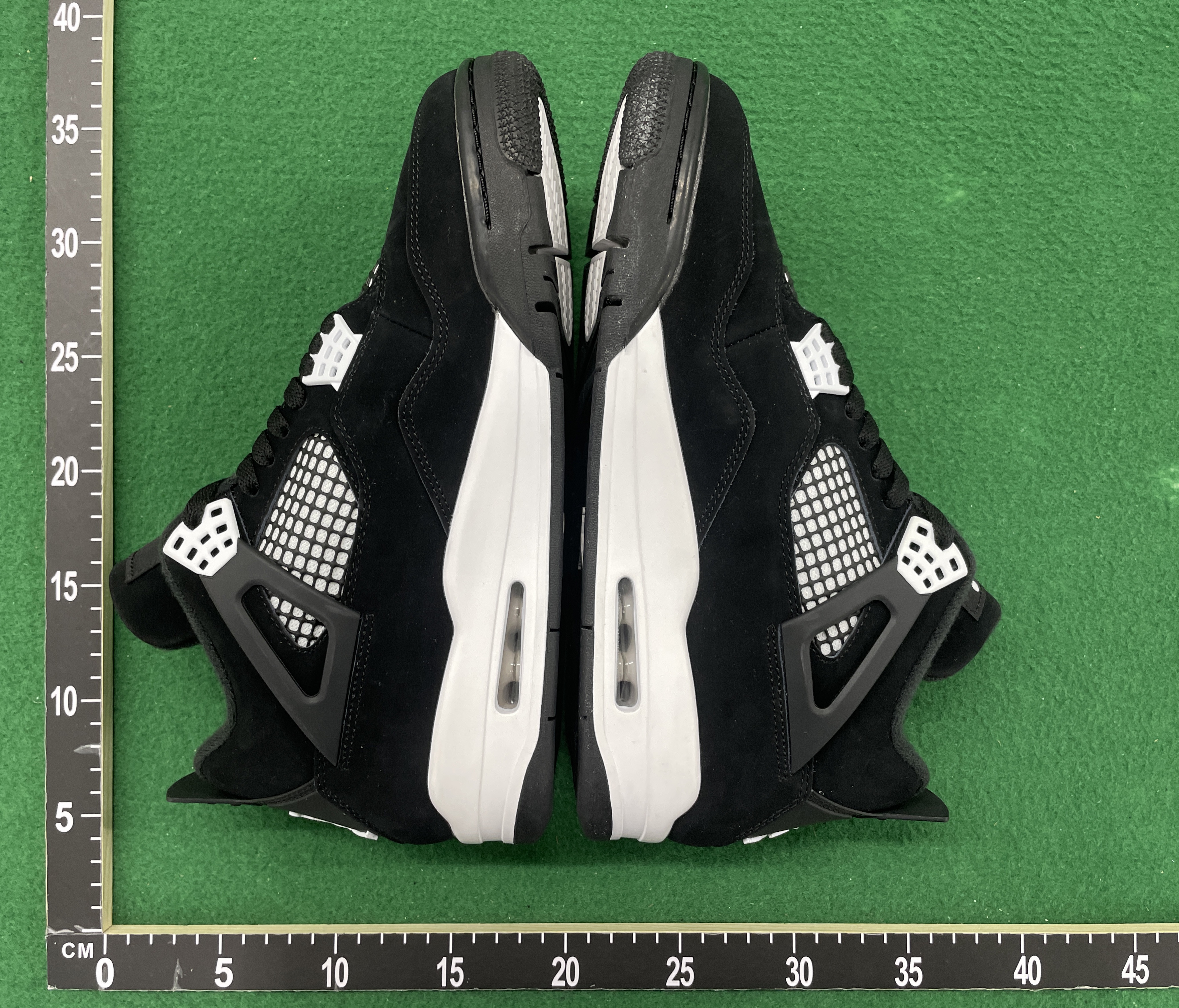 Sneakers — foto QC 3 di 164