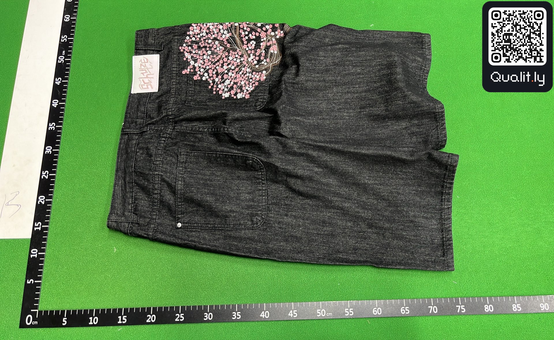 牛仔裤 QC 照片 3 / 20