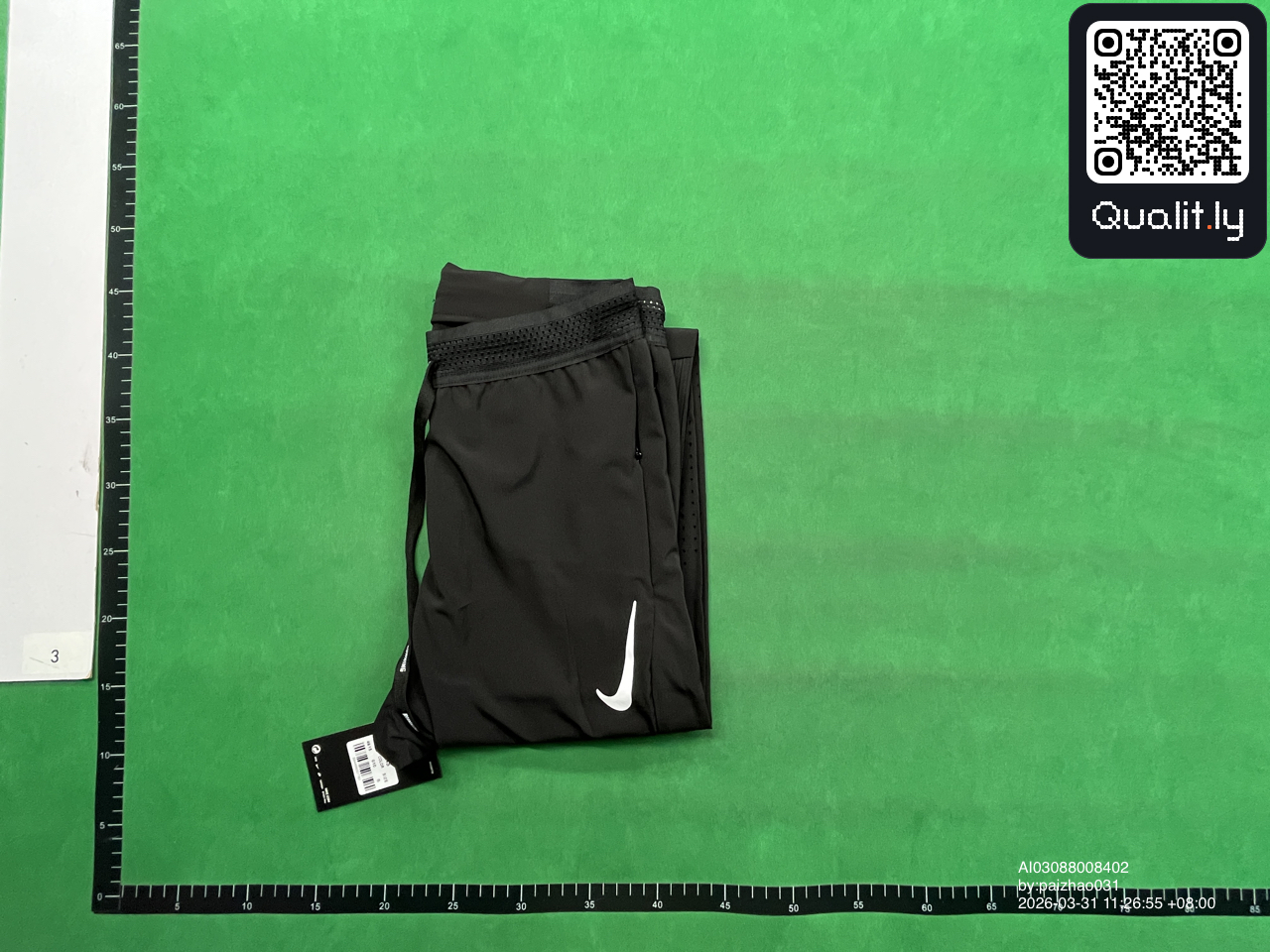 Pants QC photo 1 of 24