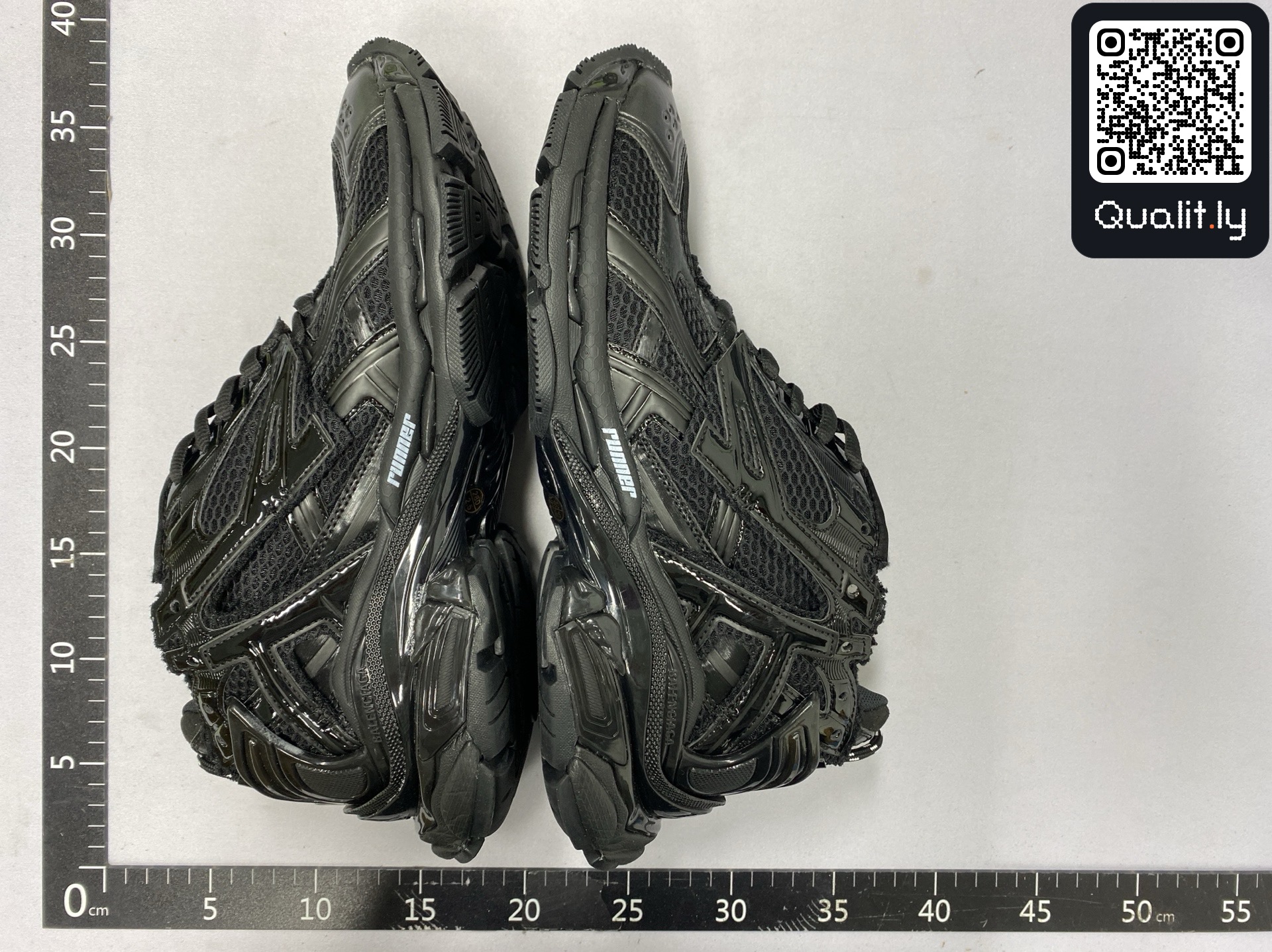 Foto QC 3 de 563