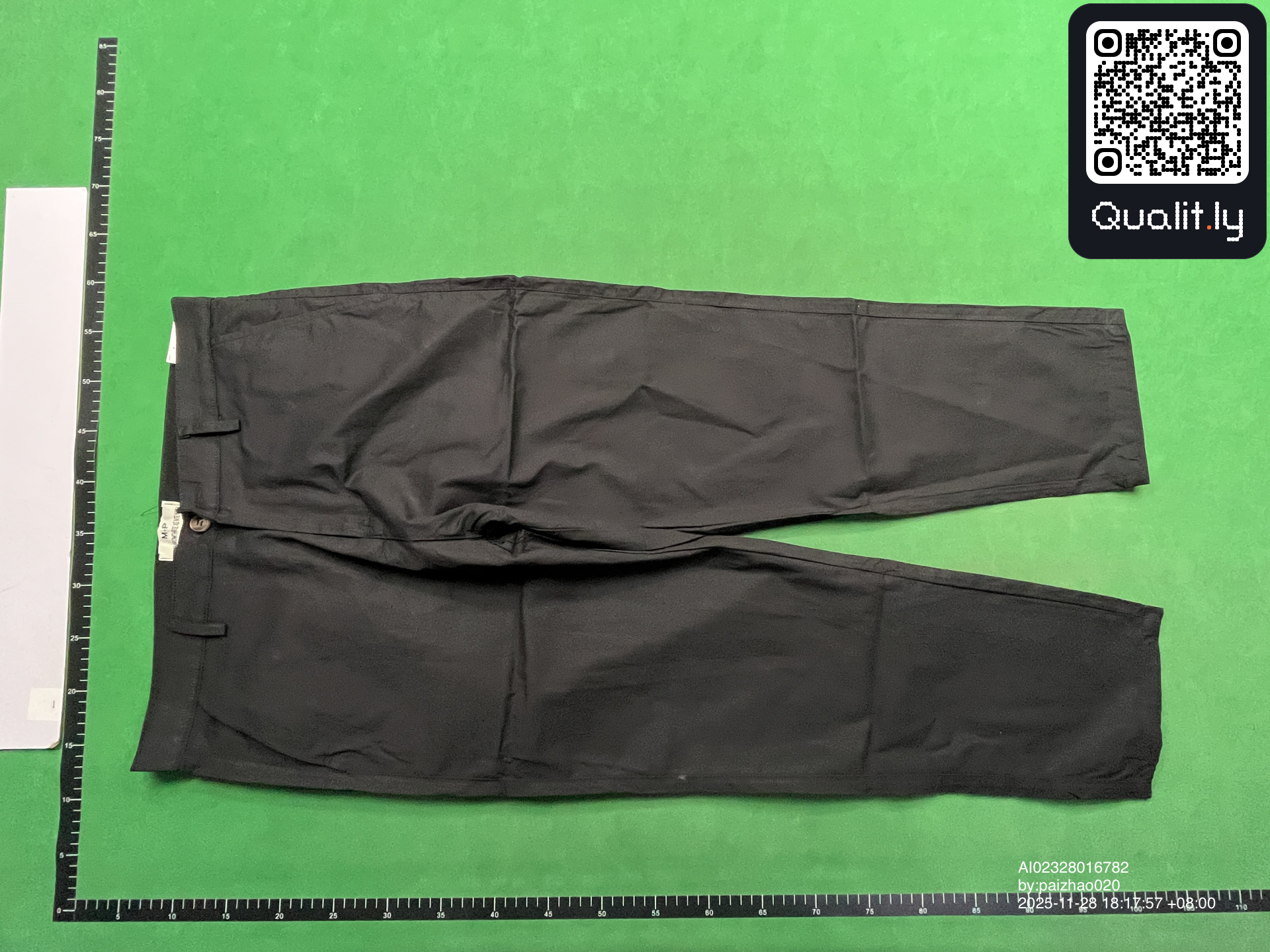 Pantalon — photo QC 3 sur 4