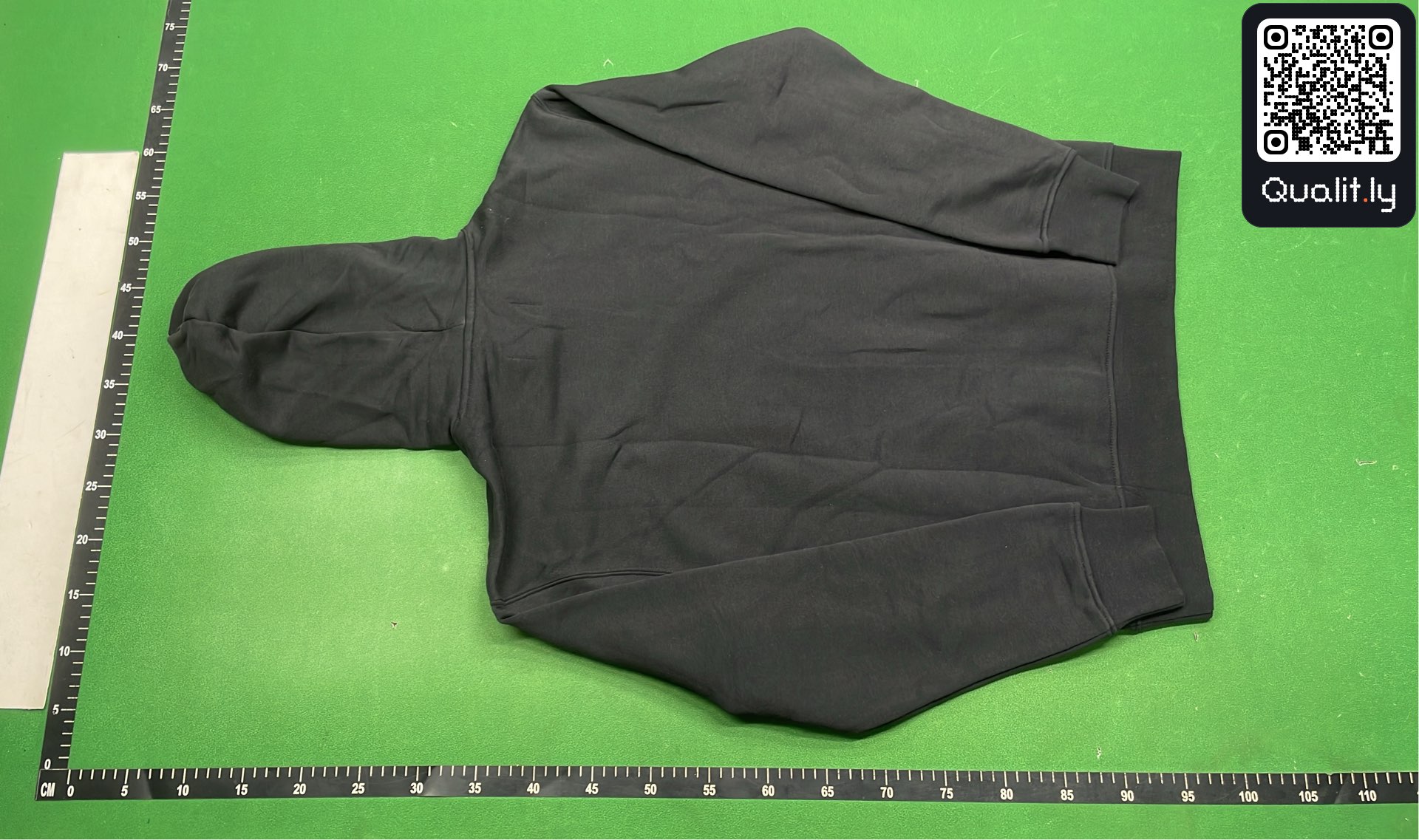 Hoodie QC photo 3 of 4