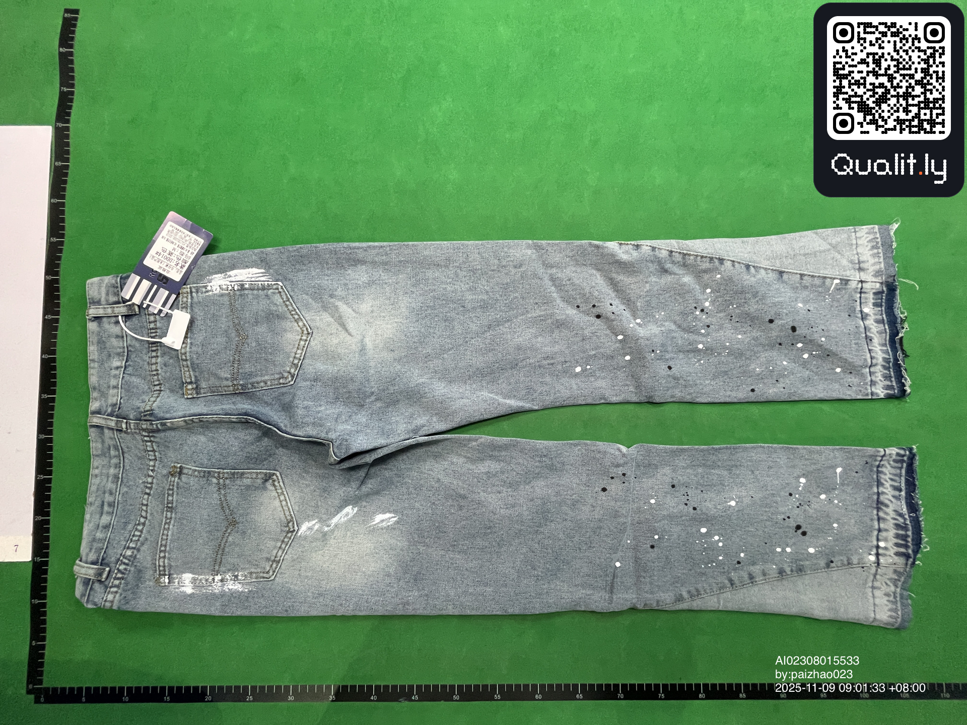 Jeans — QC-foto 2 av 4