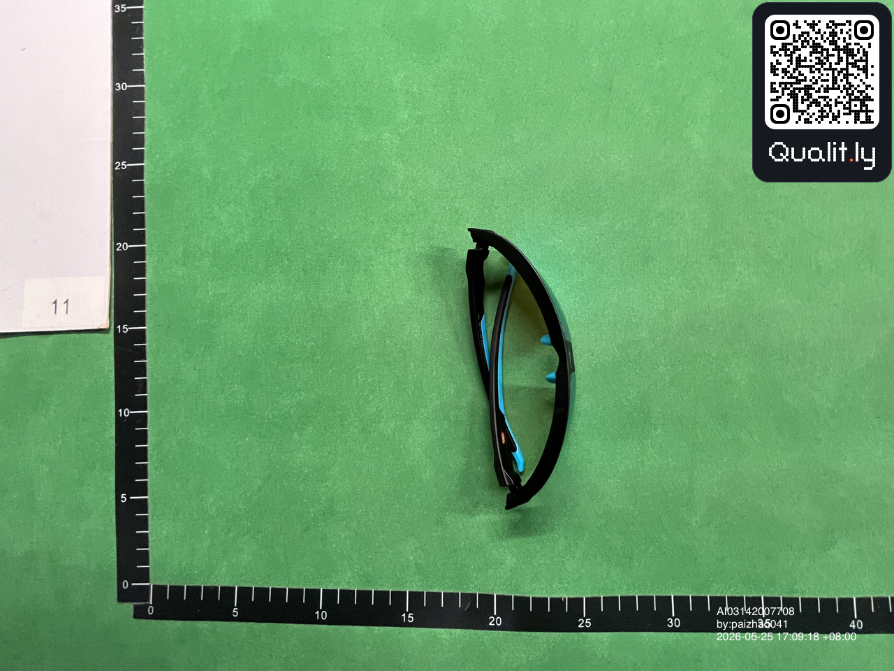 Gafas de sol — foto QC 3 de 3
