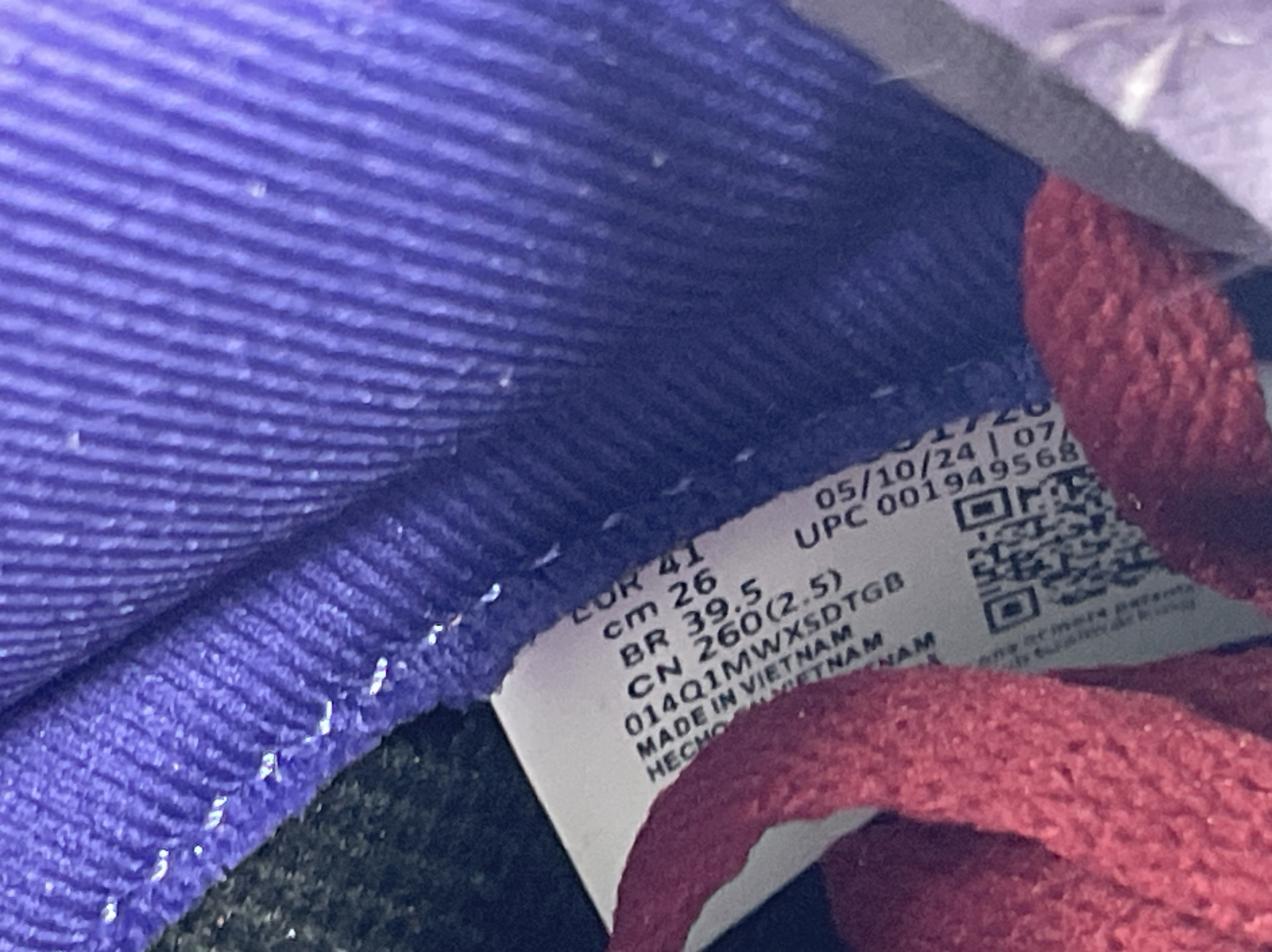 Sneakers — QC-foto 1 av 6