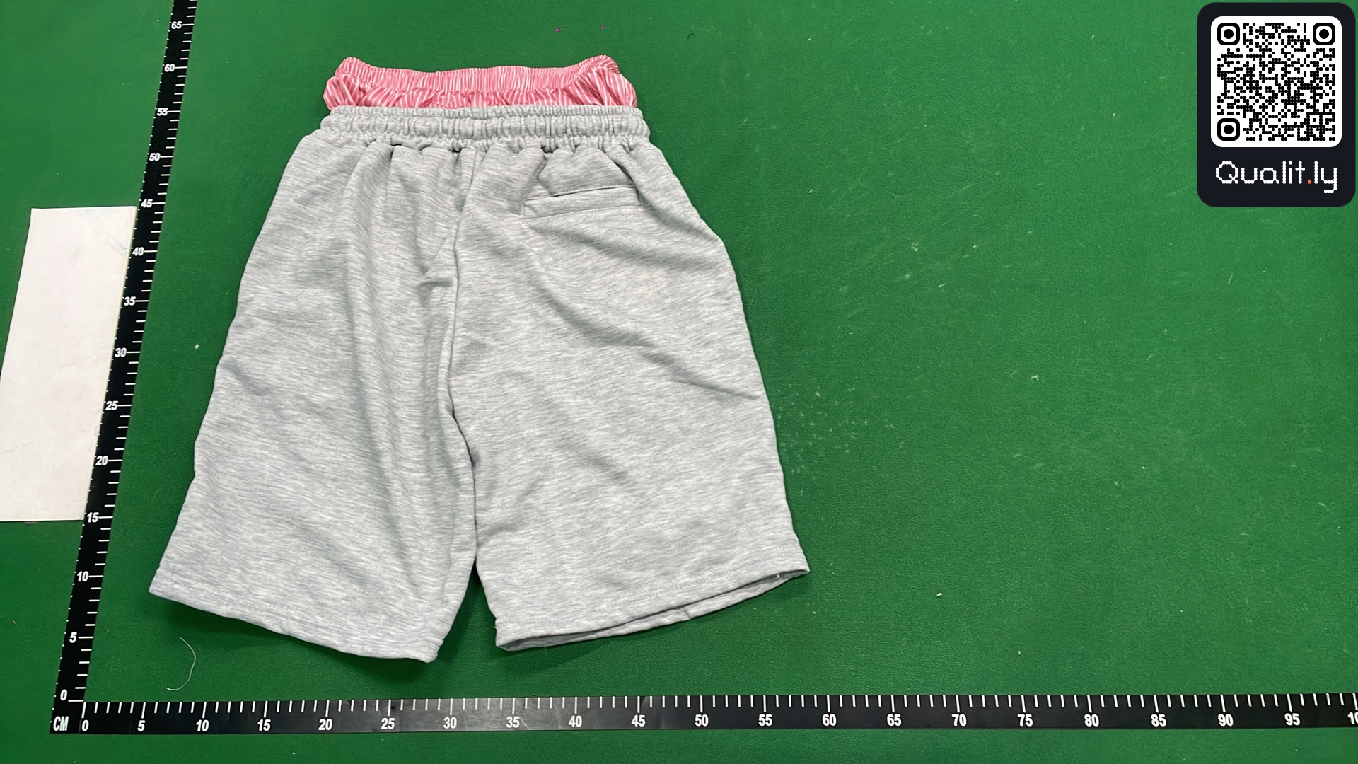 Pants QC photo 3 of 12