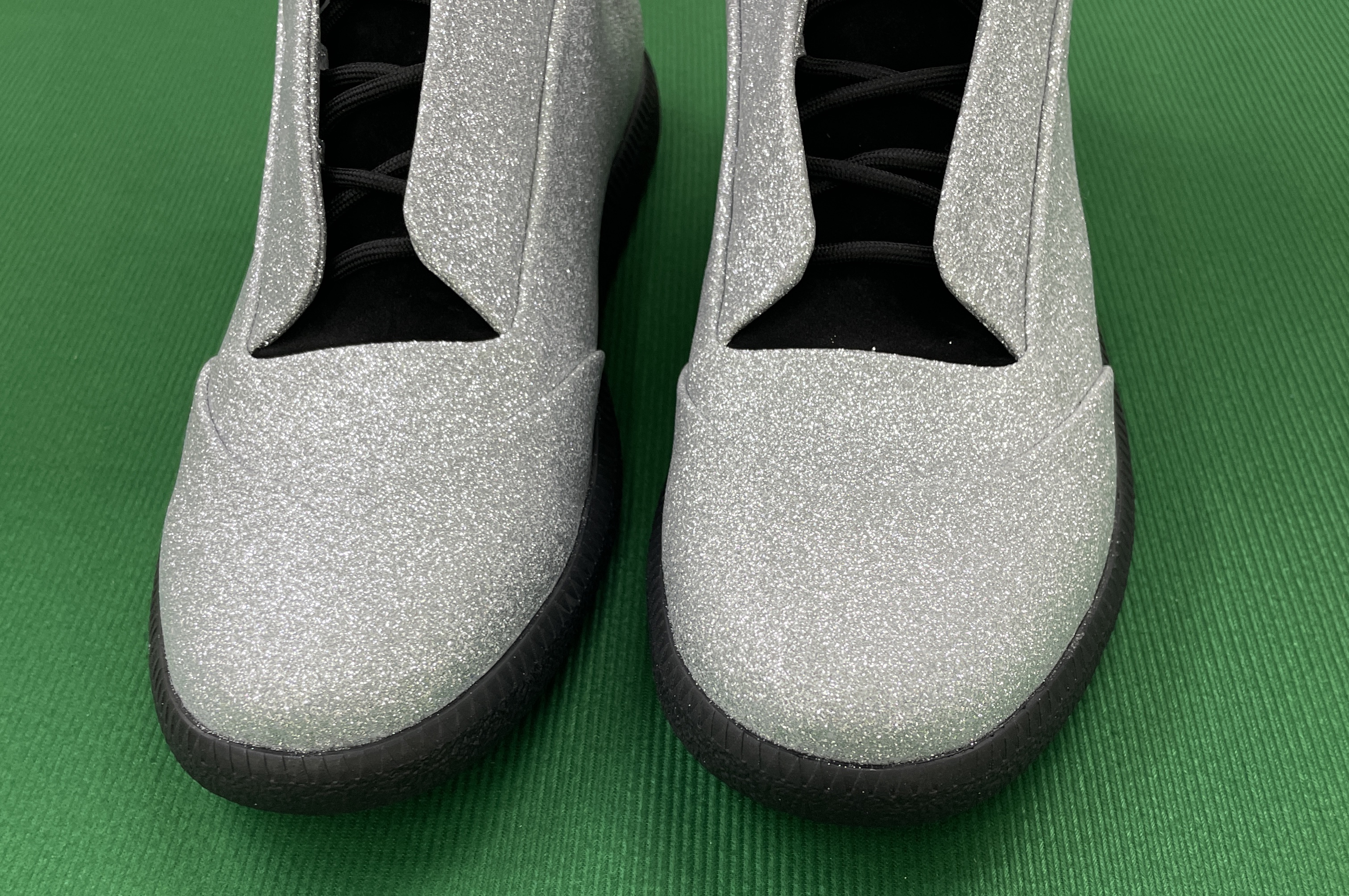 Sneakers — QC-foto 3 van 7