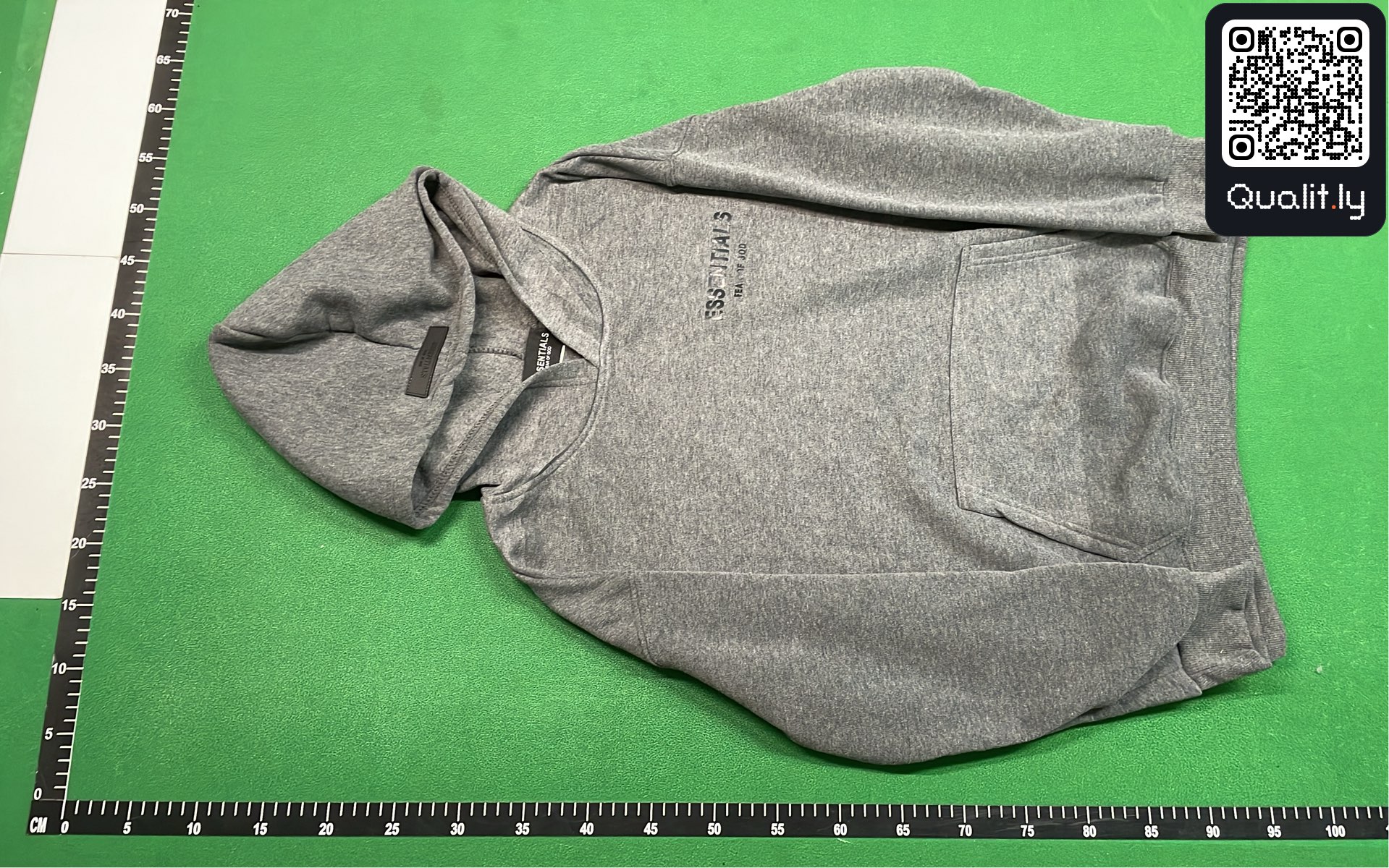 Hoodie — QC-Foto 2 von 4