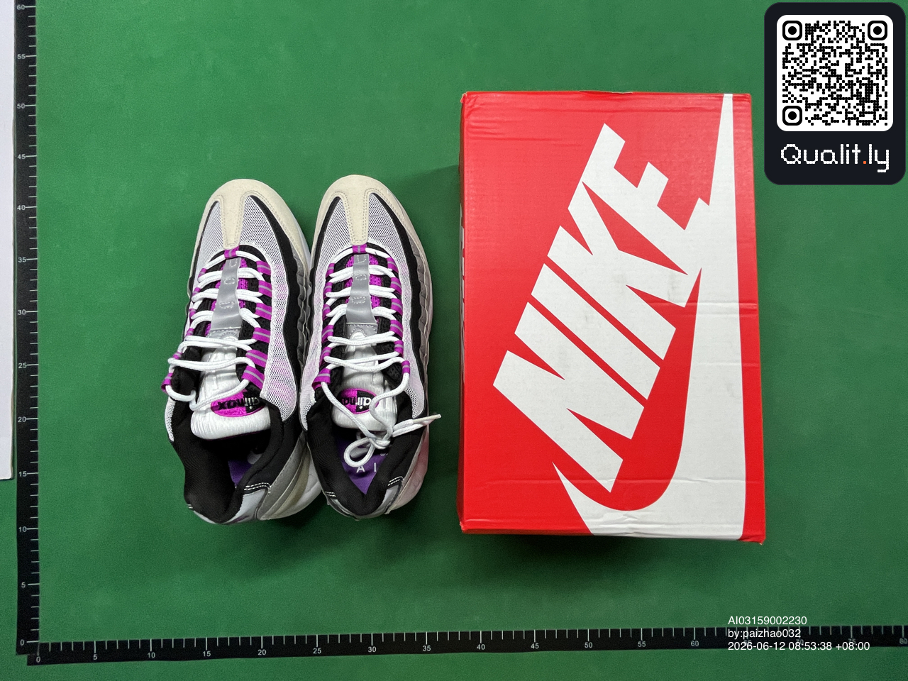 球鞋 QC 照片 1 / 10