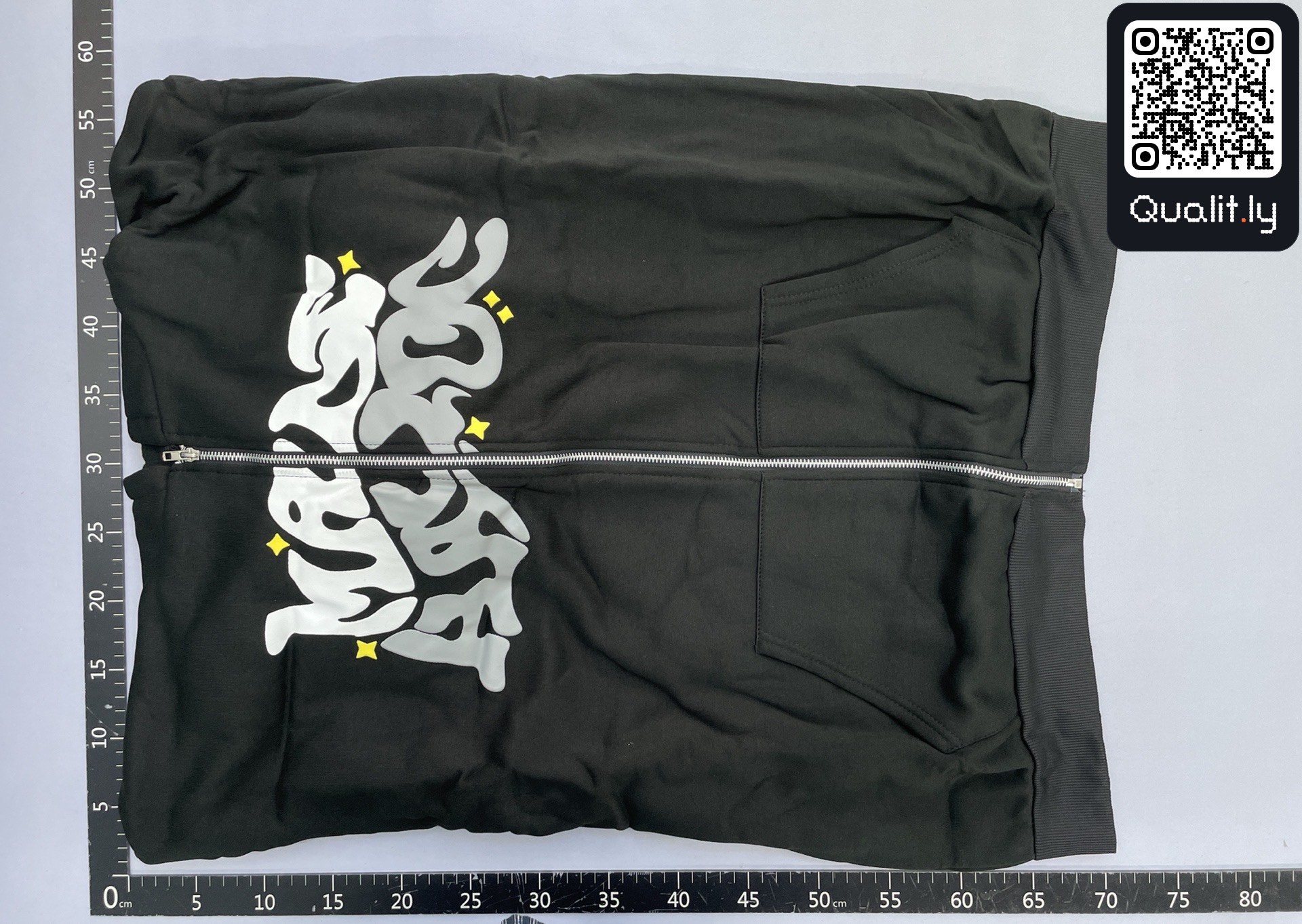 Hoodie — QC-foto 2 av 4