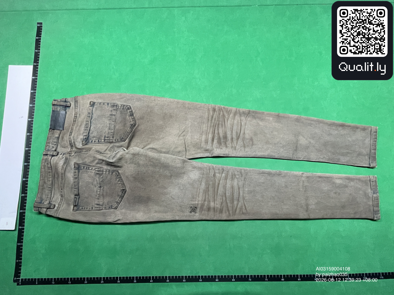 Jeans — QC-foto 2 van 10