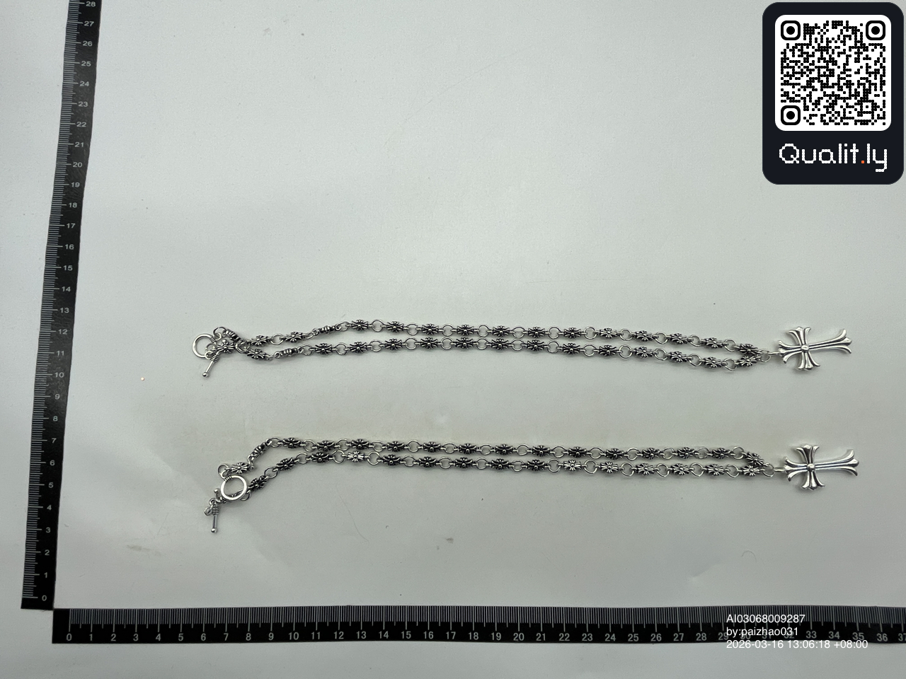 Bijou — photo QC 1 sur 9