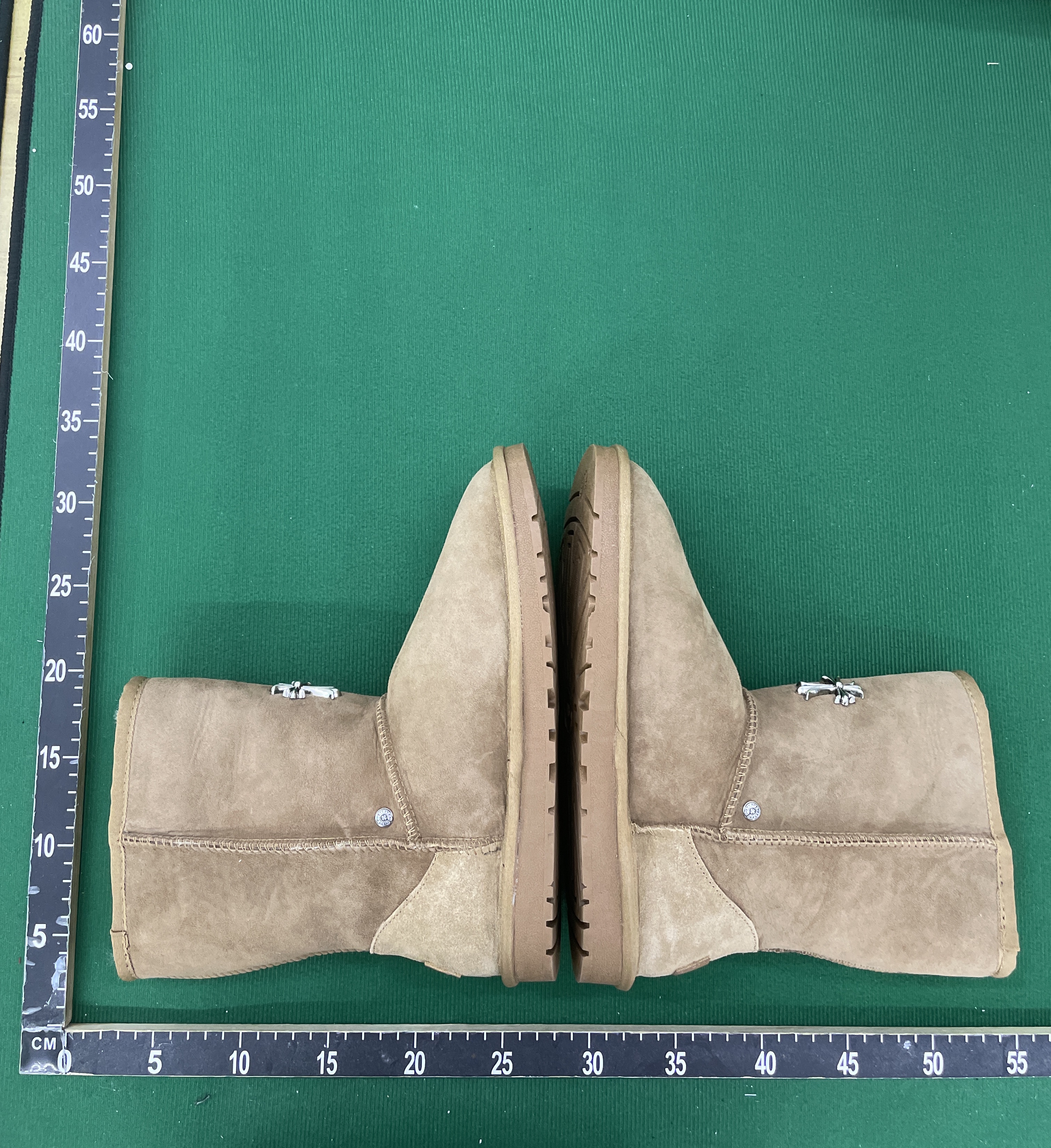 Boots QC photo 1 of 85