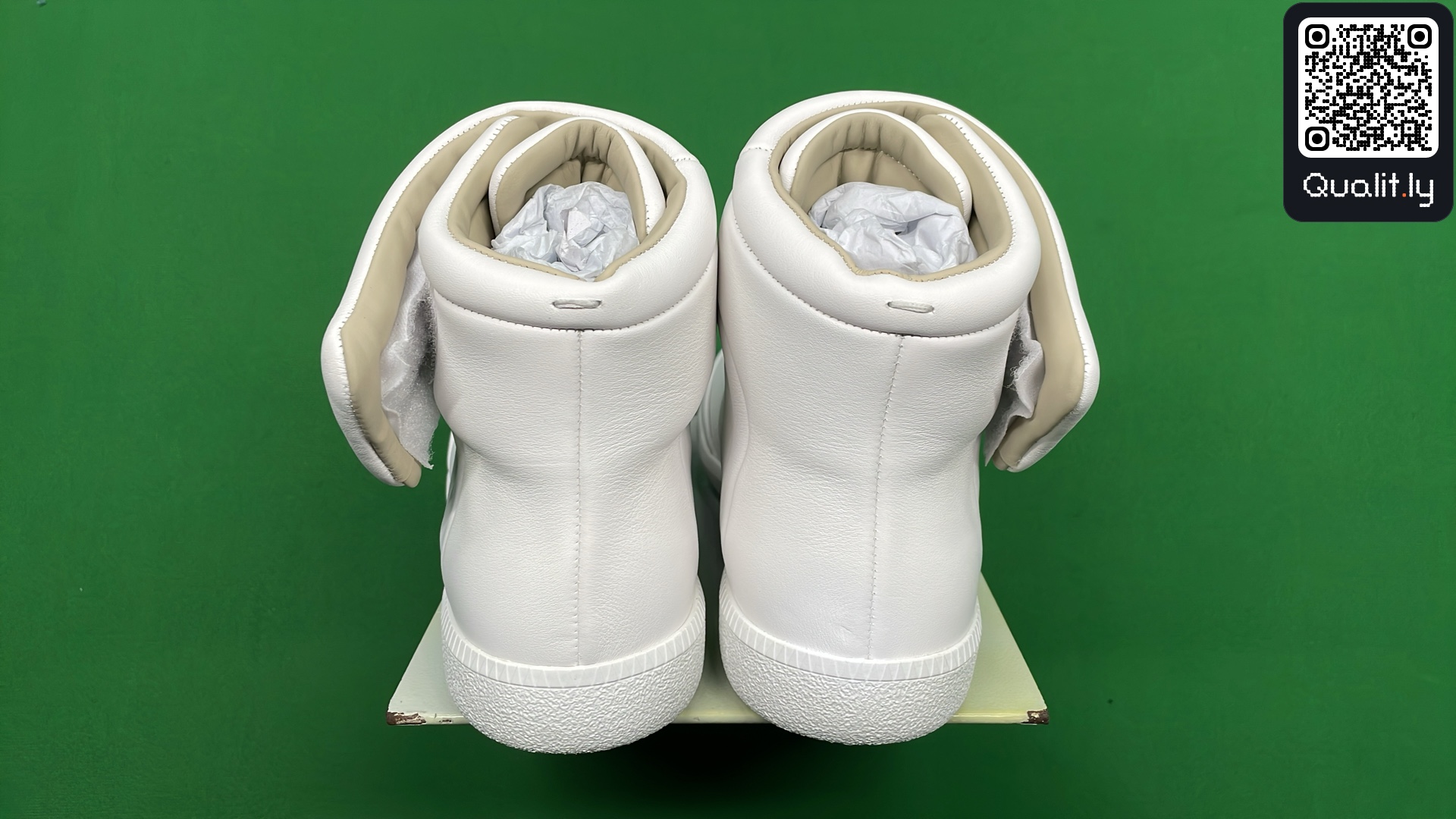 Boots QC photo 3 of 12