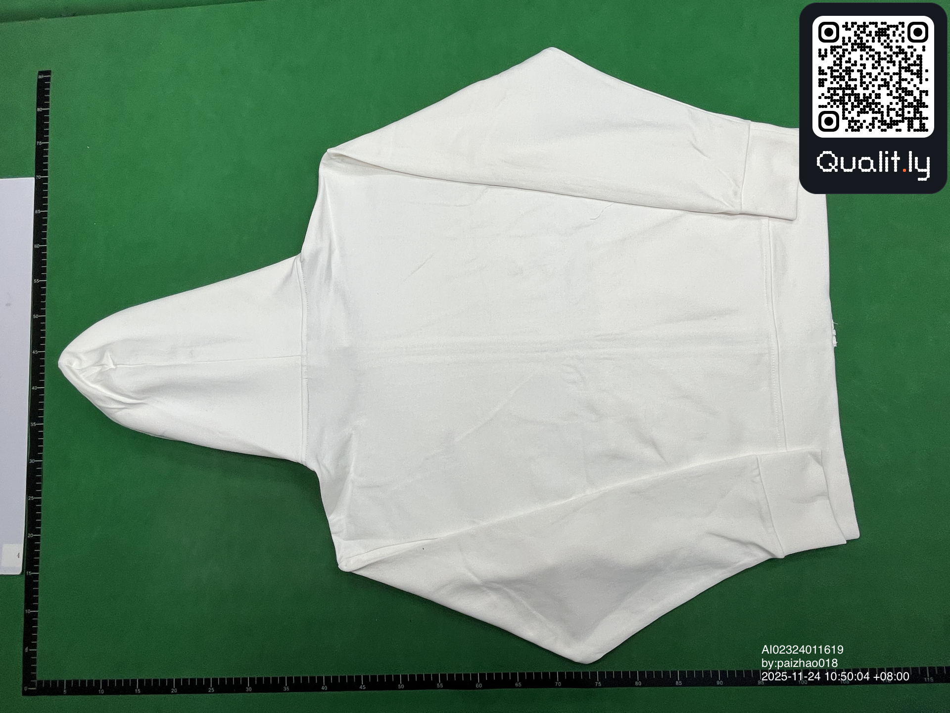 Foto QC 2 de 28