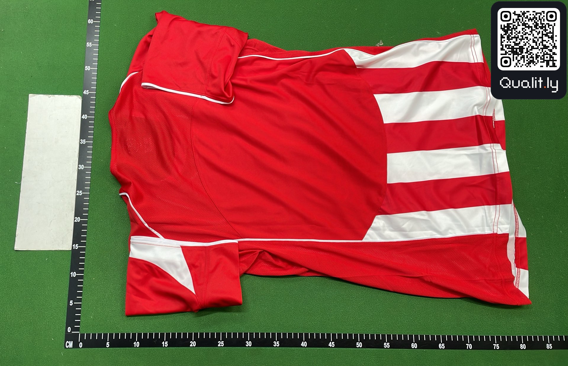 Tシャツ QC写真 3/8