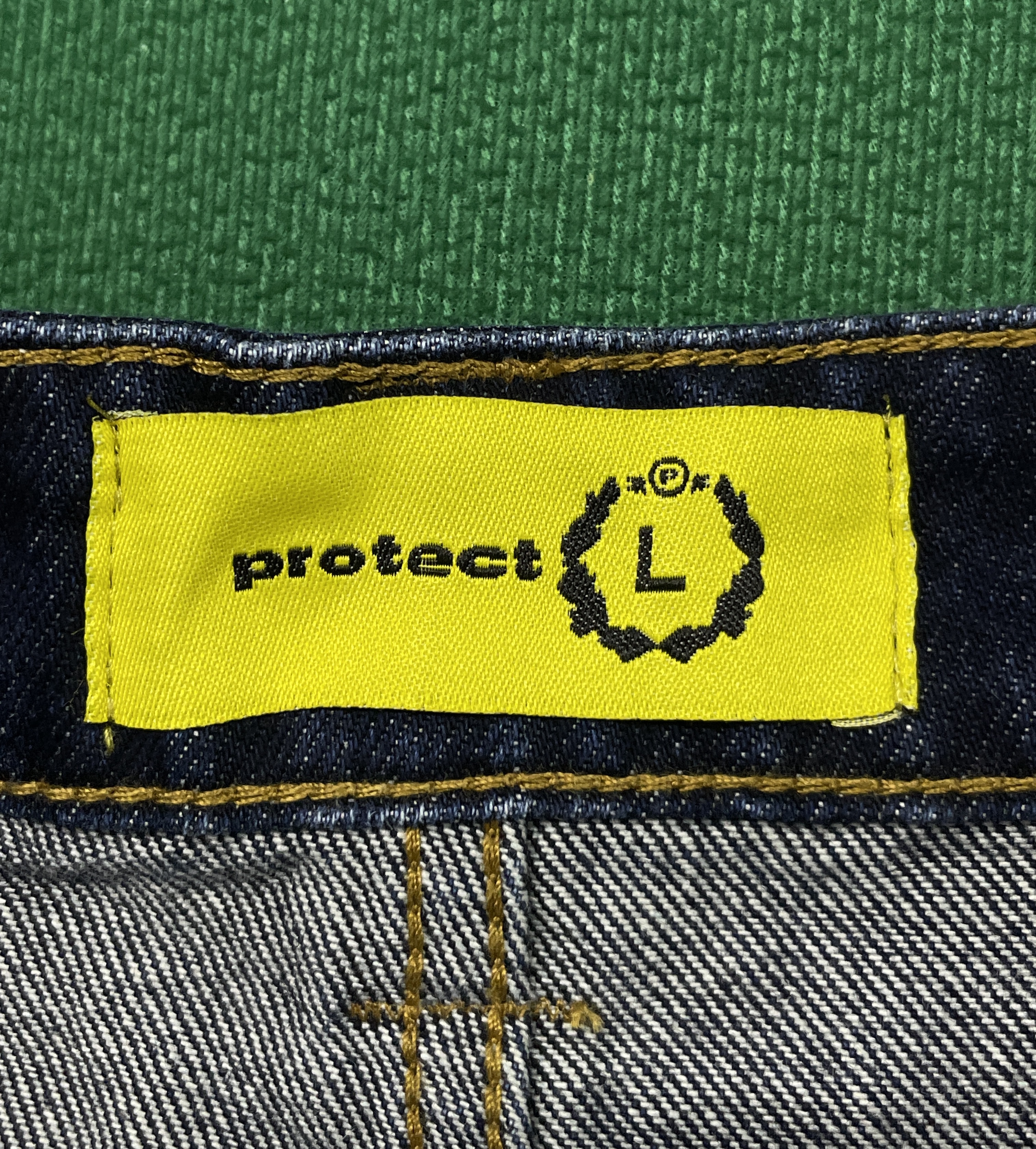 Jeans QC photo 3 of 35