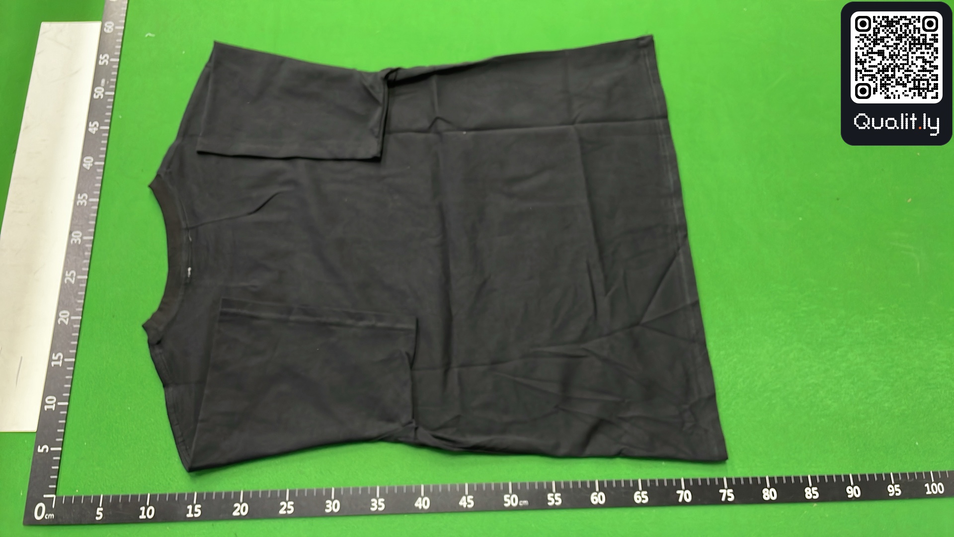 T-shirt — foto QC 3 di 8