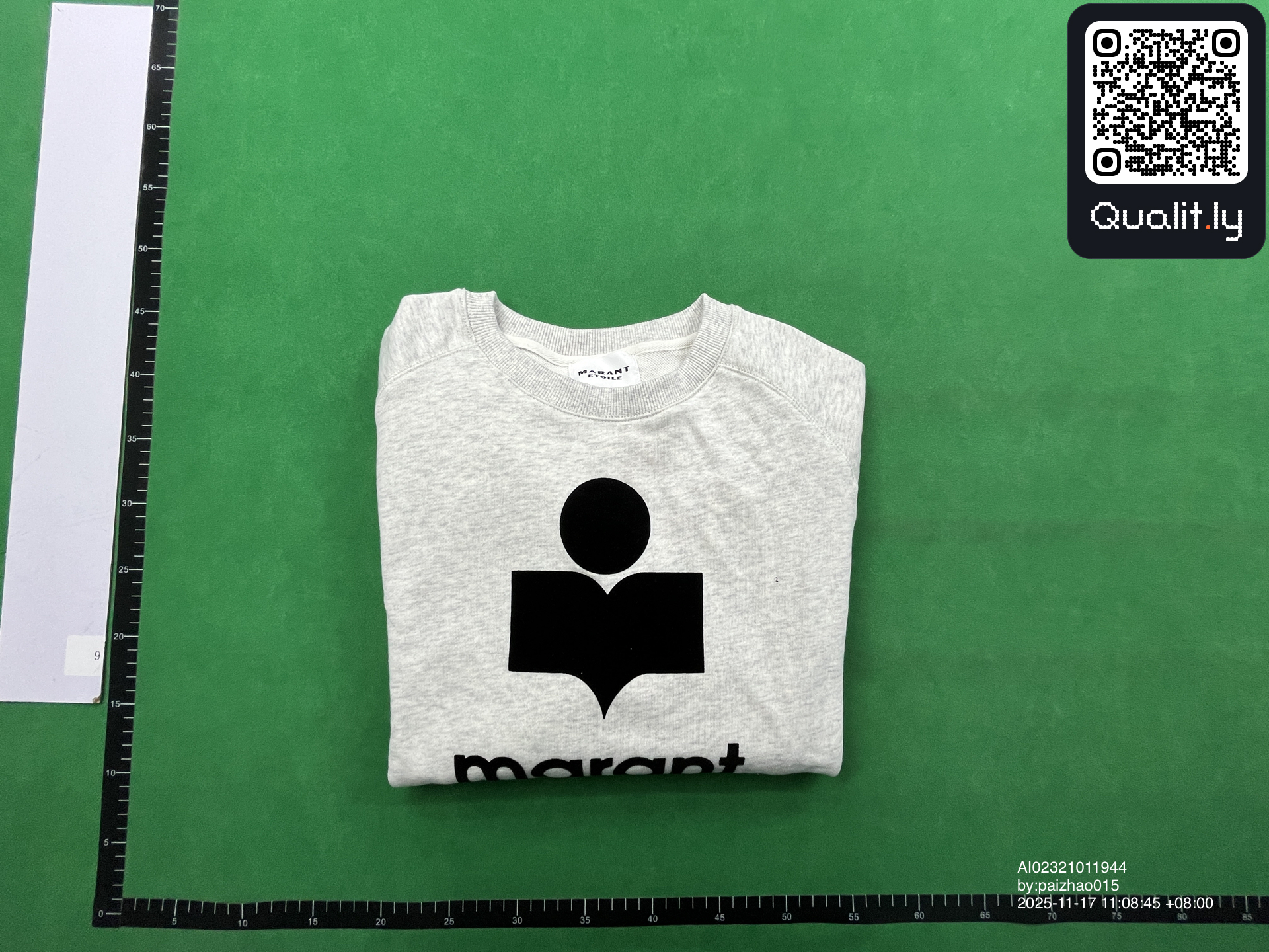 Pulover — fotografie QC 1 din 10