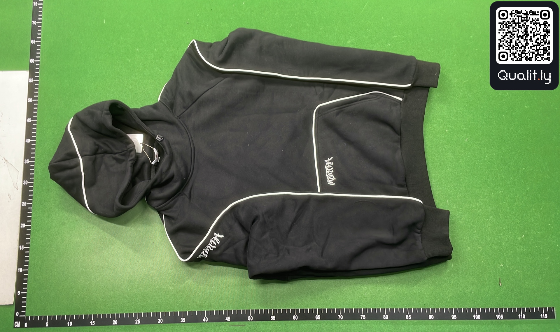 连帽卫衣 QC 照片 2 / 4