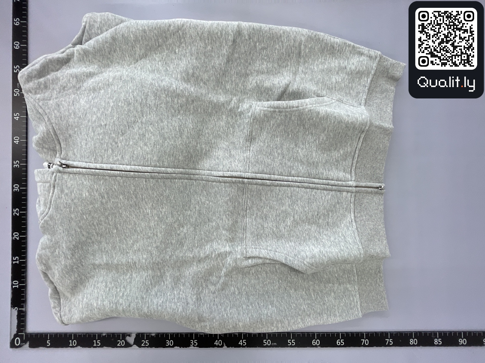 Hoodie QC photo 2 of 164