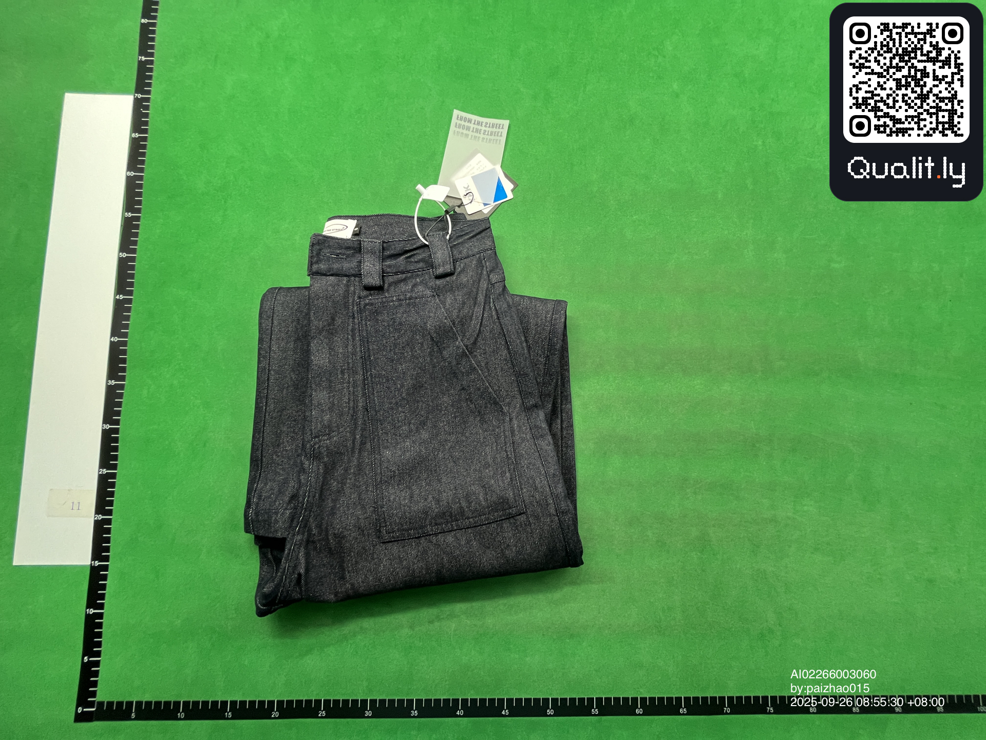 Jeans QC photo 1 of 4