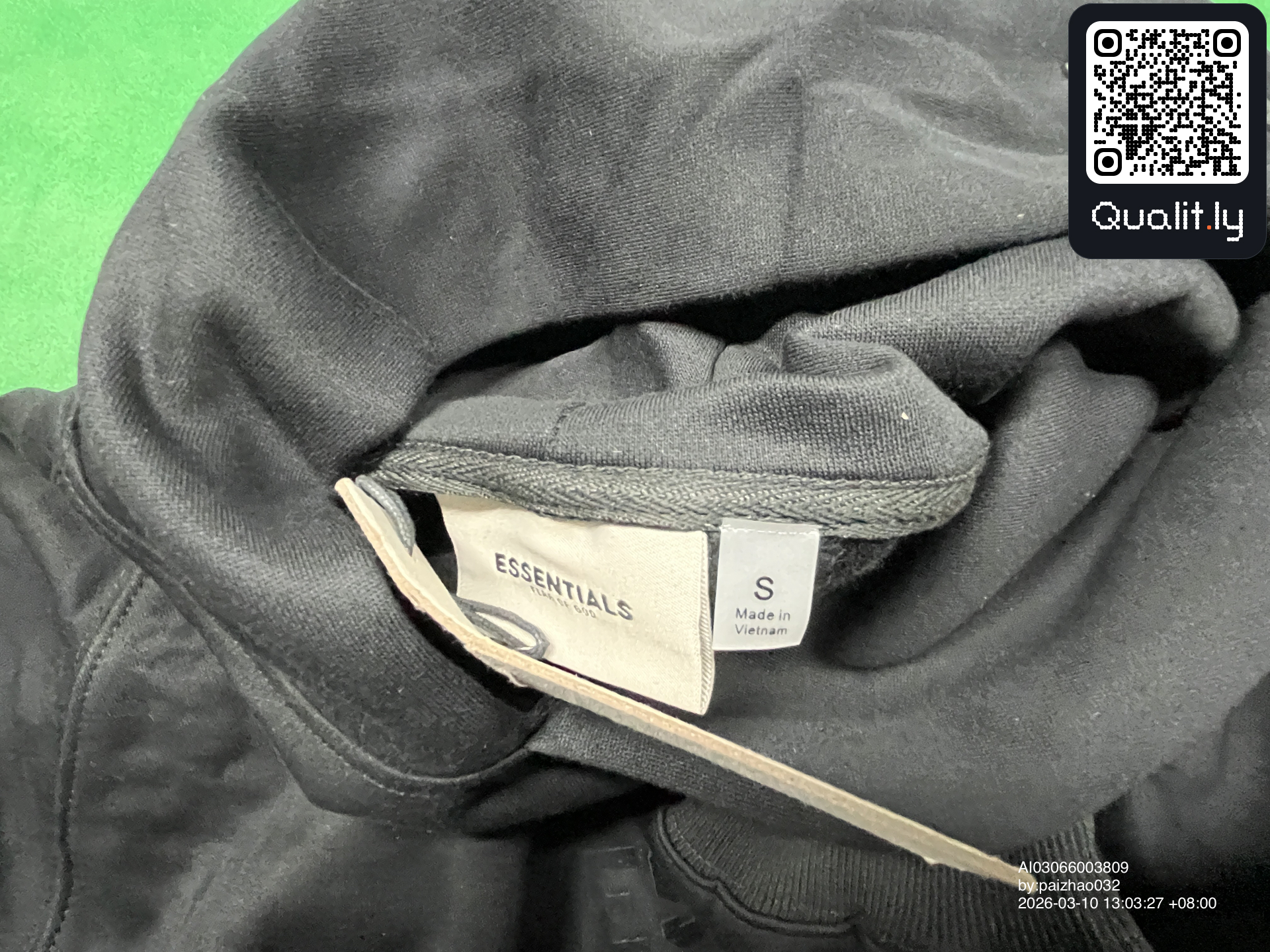 Sweatshirt — QC-foto 1 av 62