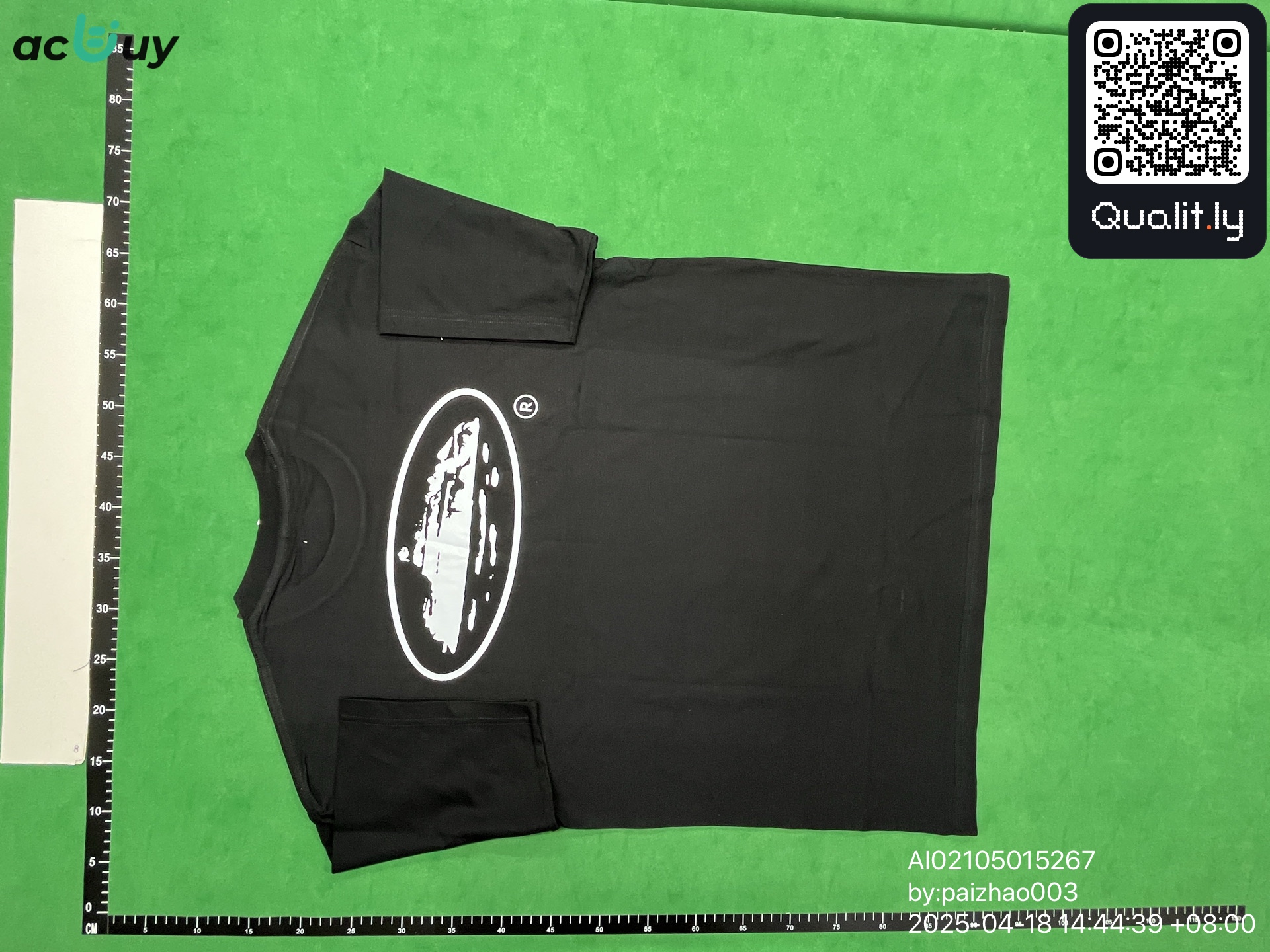 T-shirt — foto QC 2 di 4