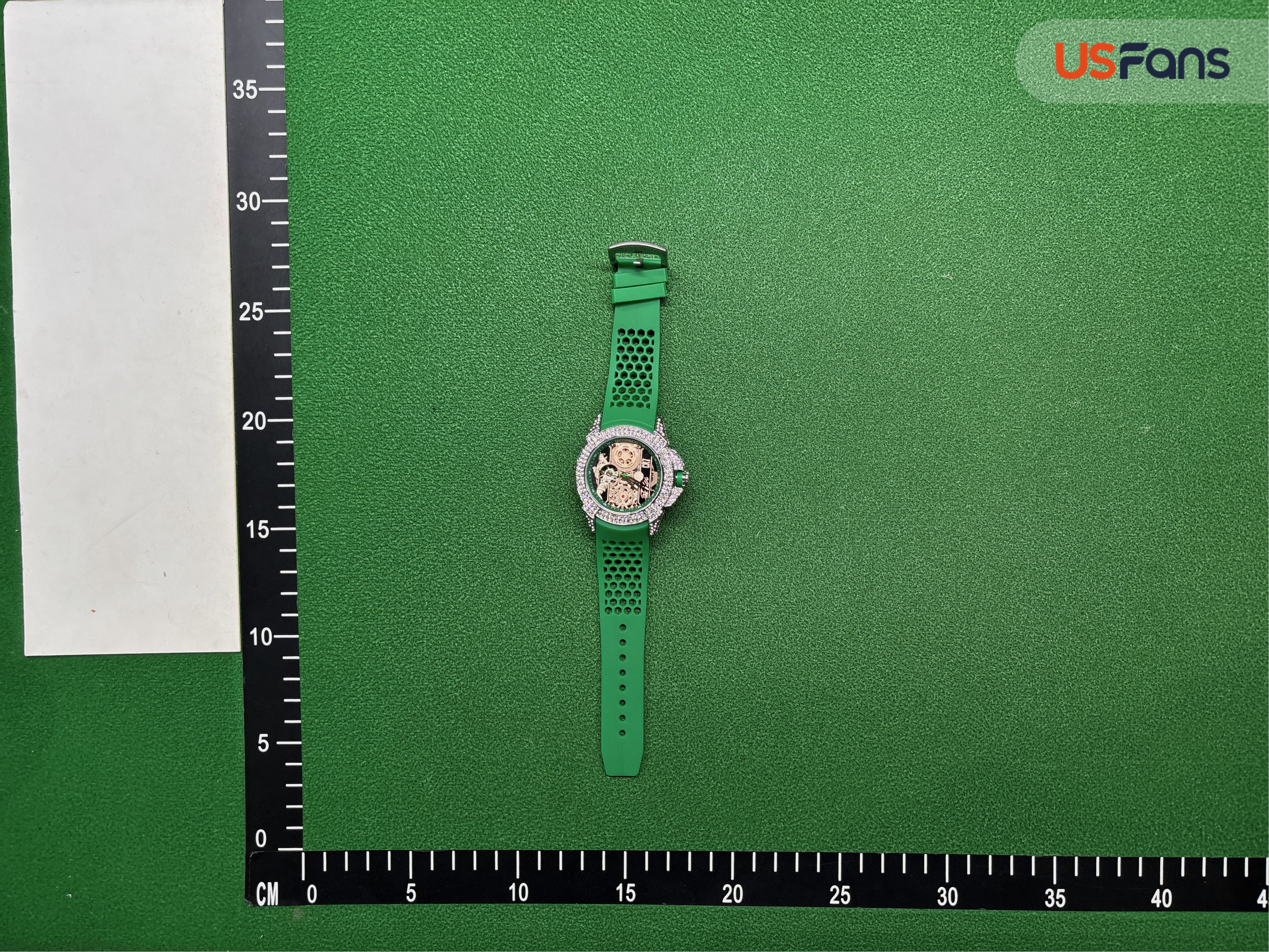 Montre — photo QC 1 sur 3