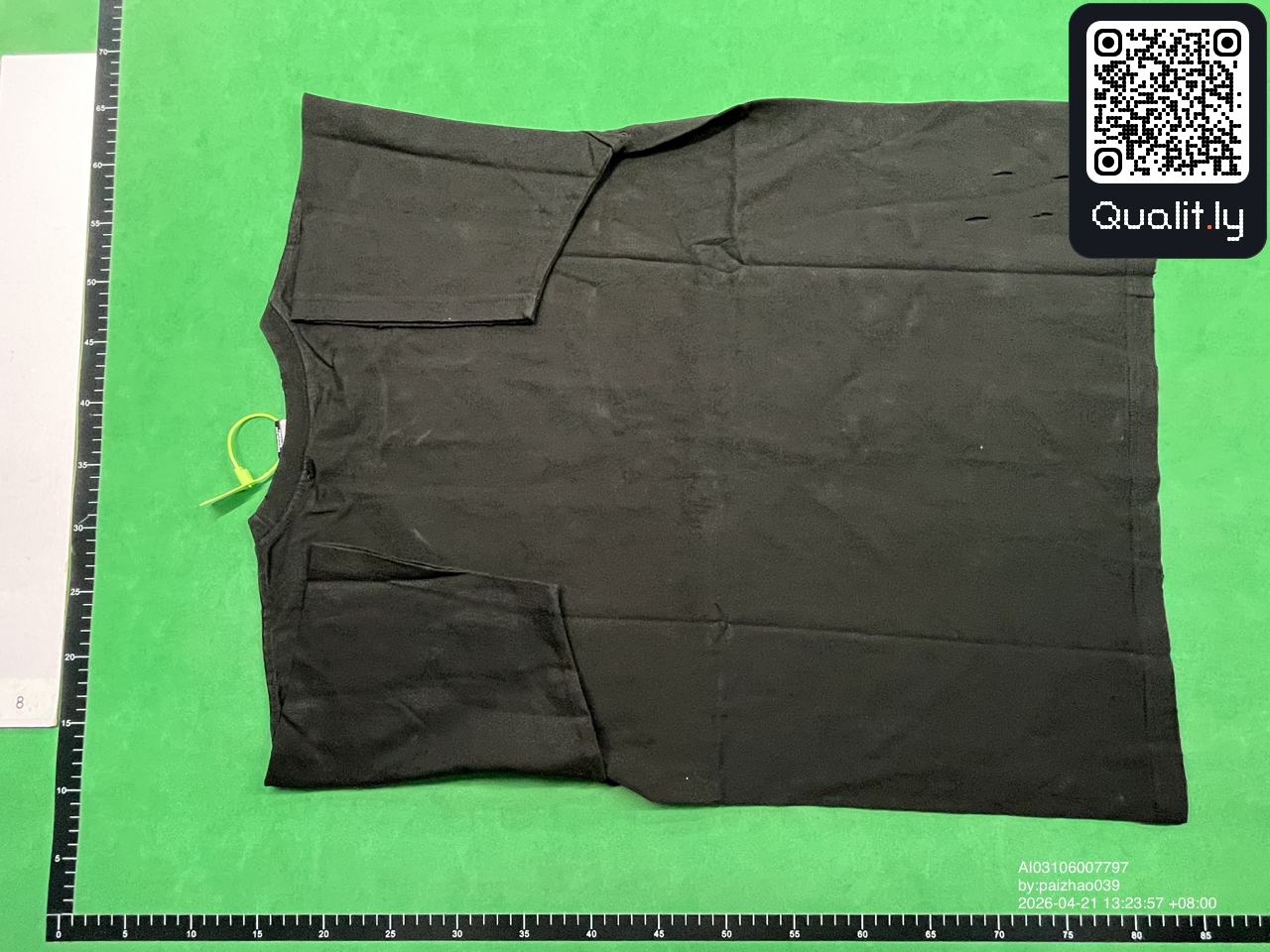T恤 QC 照片 2 / 38
