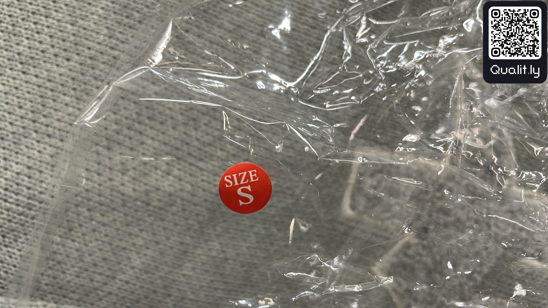 毛衣 QC 照片 1 / 4