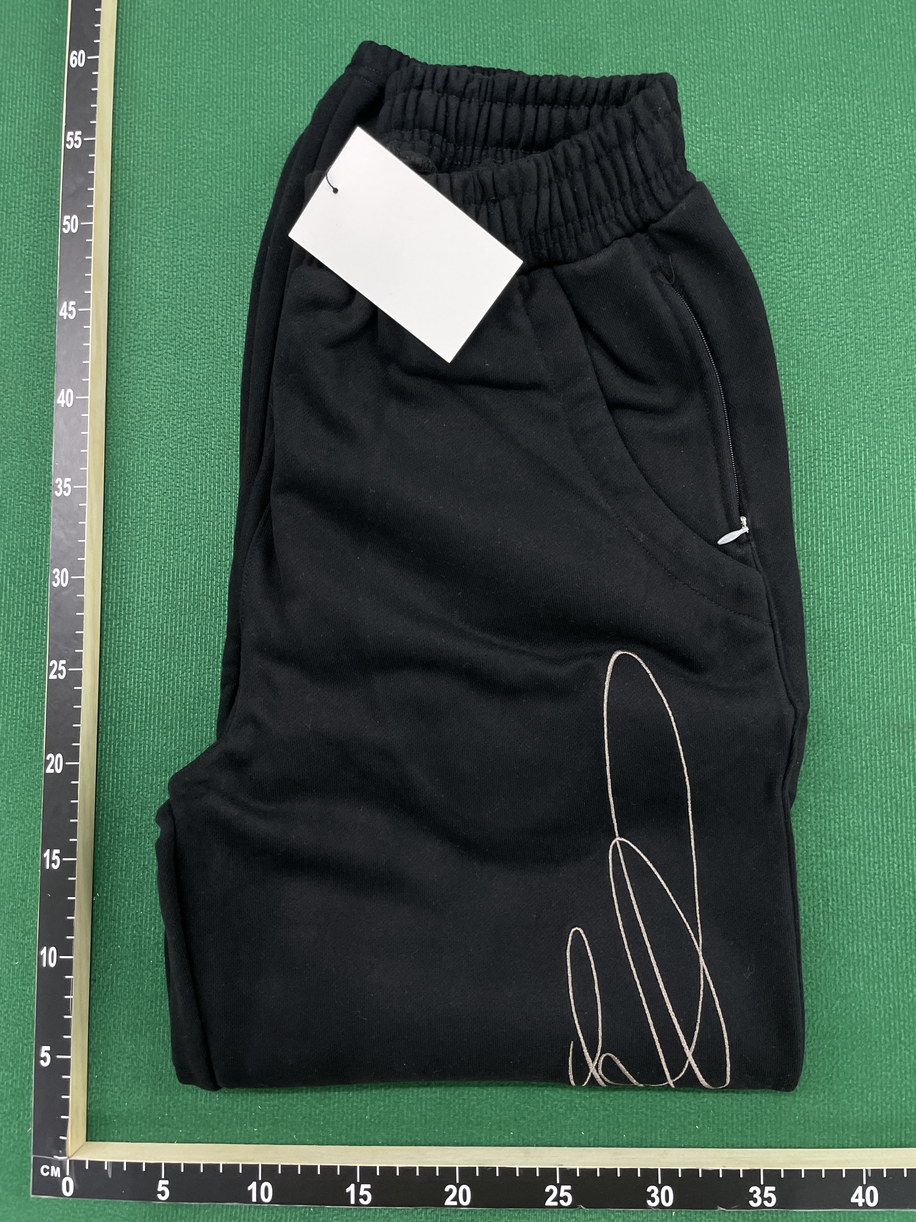 Hoodie QC photo 1 of 67