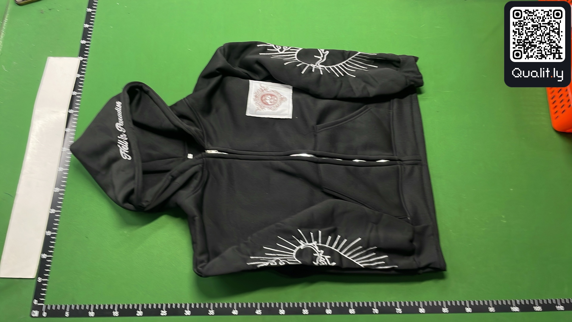 Hoodie — QC-foto 1 av 24