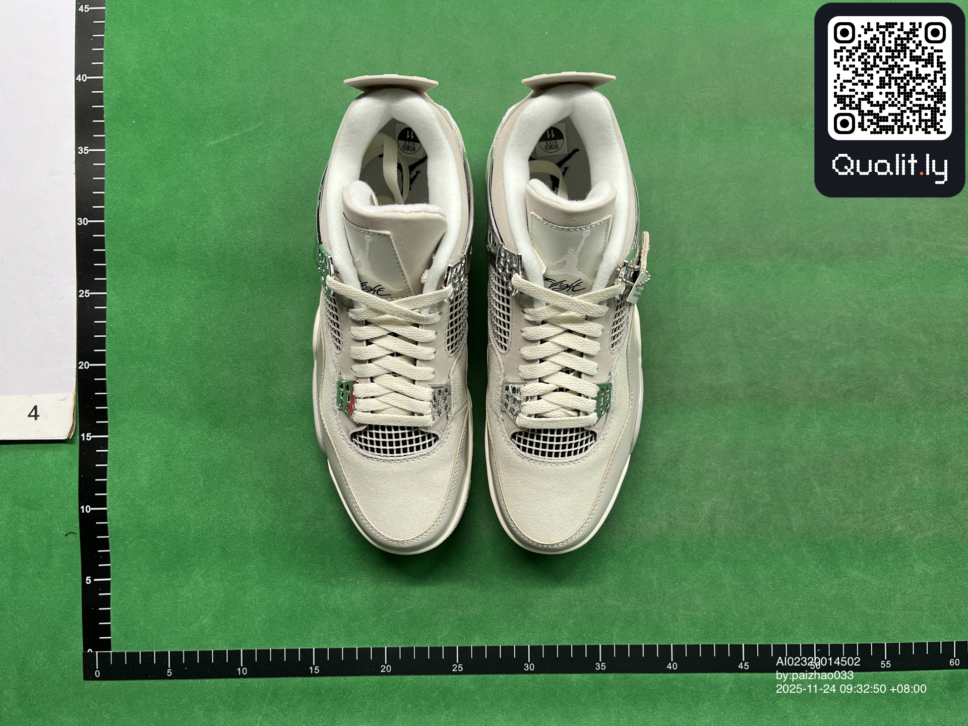 Sneaker — QC-Foto 1 von 6