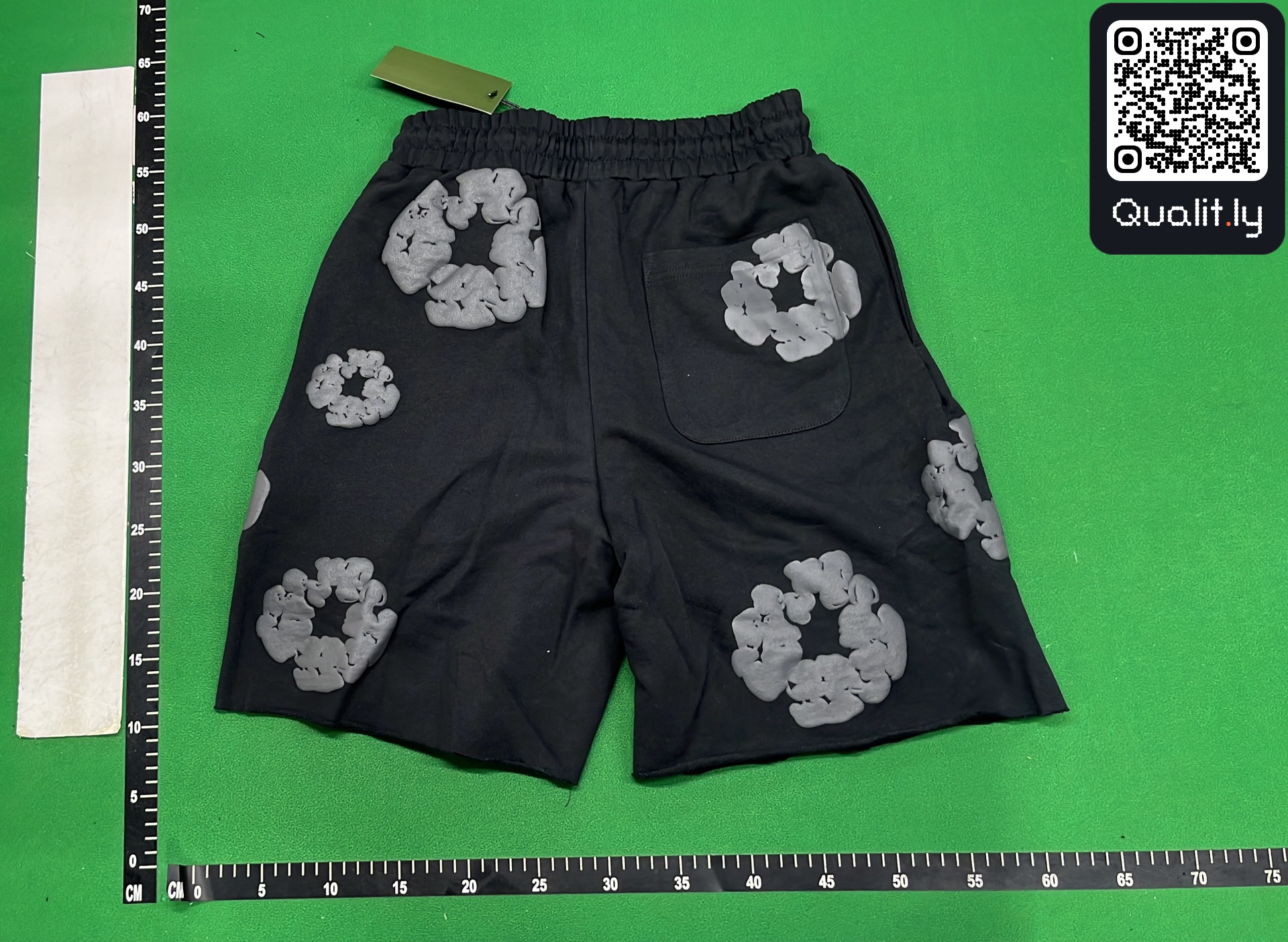 Camiseta — foto QC 3 de 40