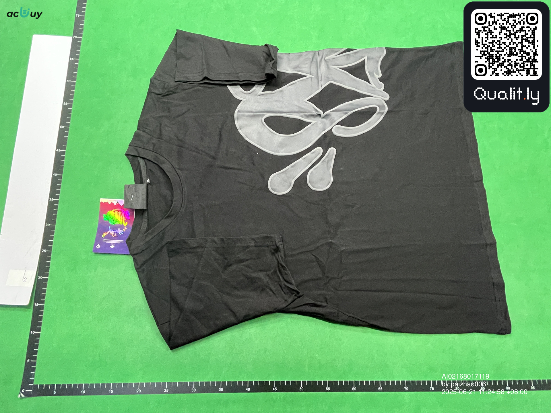 T-shirt QC photo 3 of 14