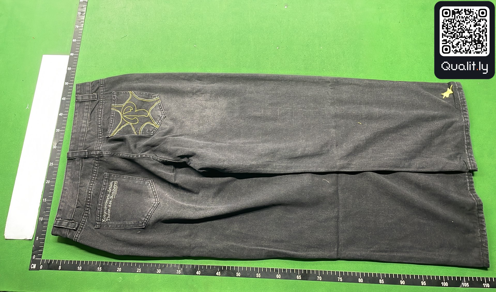 Jeans — foto QC 3 di 12